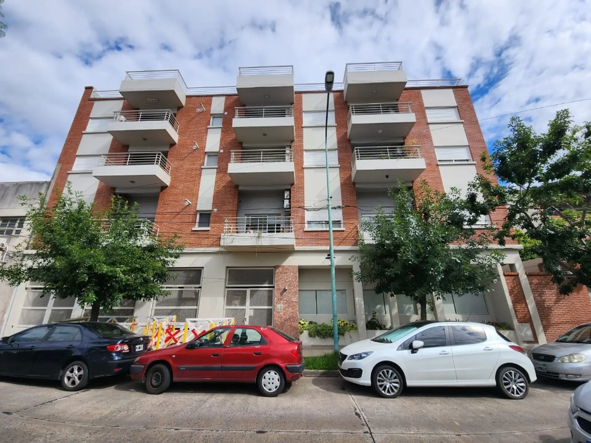 Apartamento de 2 ambientes com 1 quarto e varanda-terrace em Vicente López
