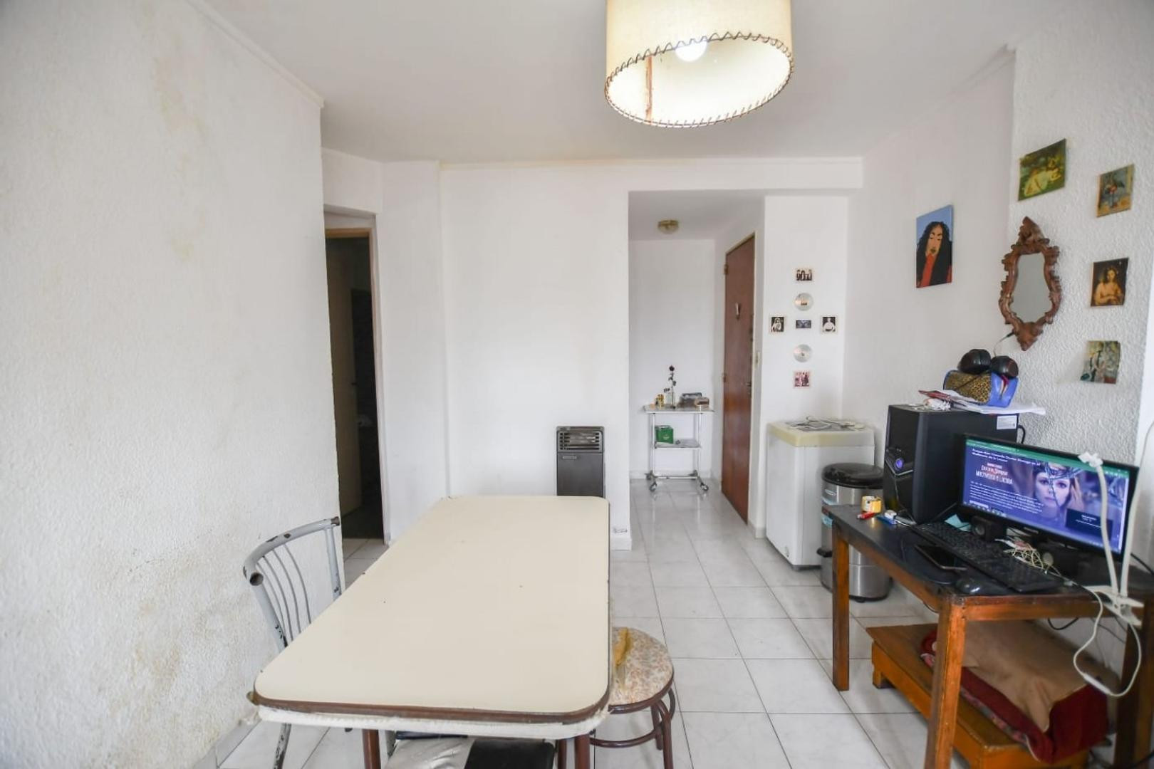 Two-bedroom apartment on Calle 10 and 62 in La Plata