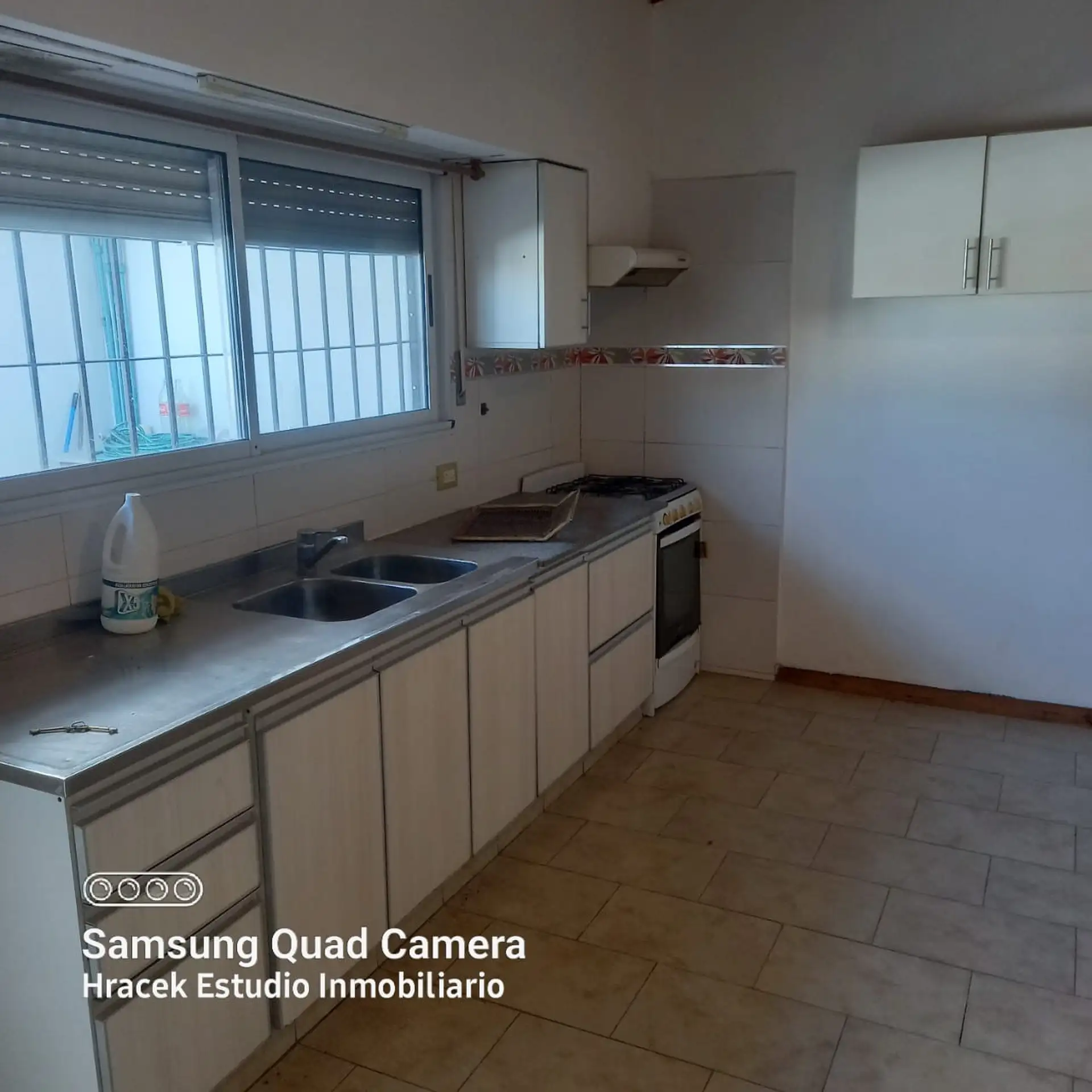 PH de 2 ambientes con patio en Castelar Sur