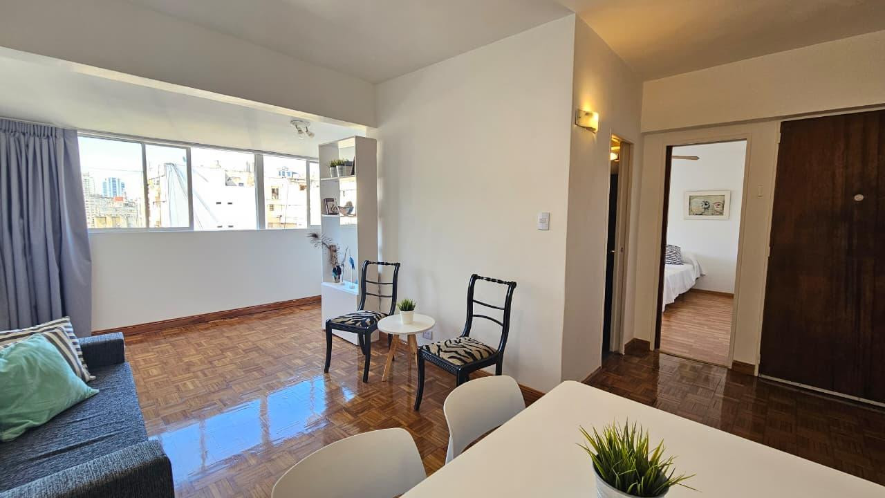 Departamento de 2 ambientes y medio amoblado en Retiro