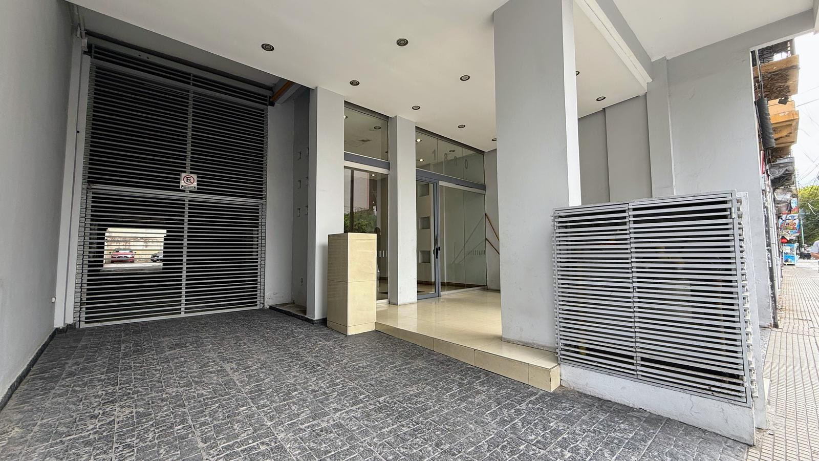 Departamento de 2 ambientes con balcón en Flores