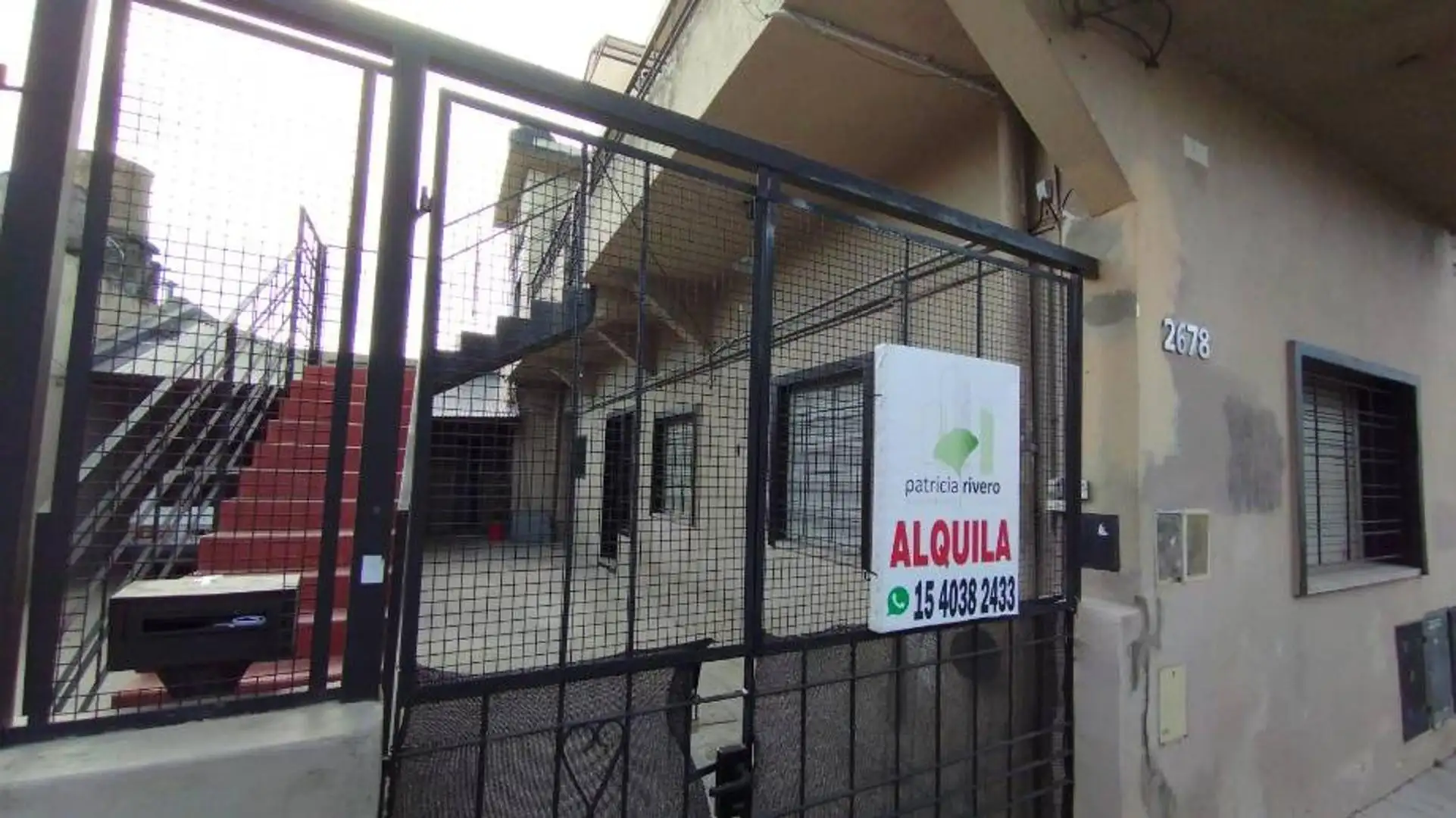 Ground-floor PH with 2 bedrooms in Quilmes