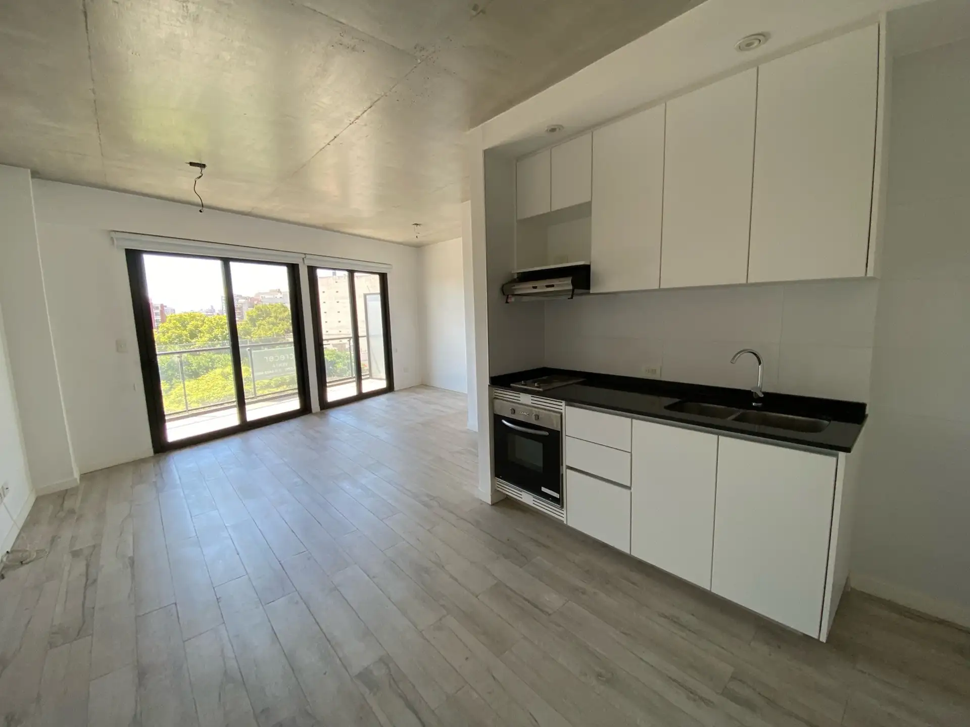 Departamento de 1 dormitorio divisible con balcón en Villa Ortúzar