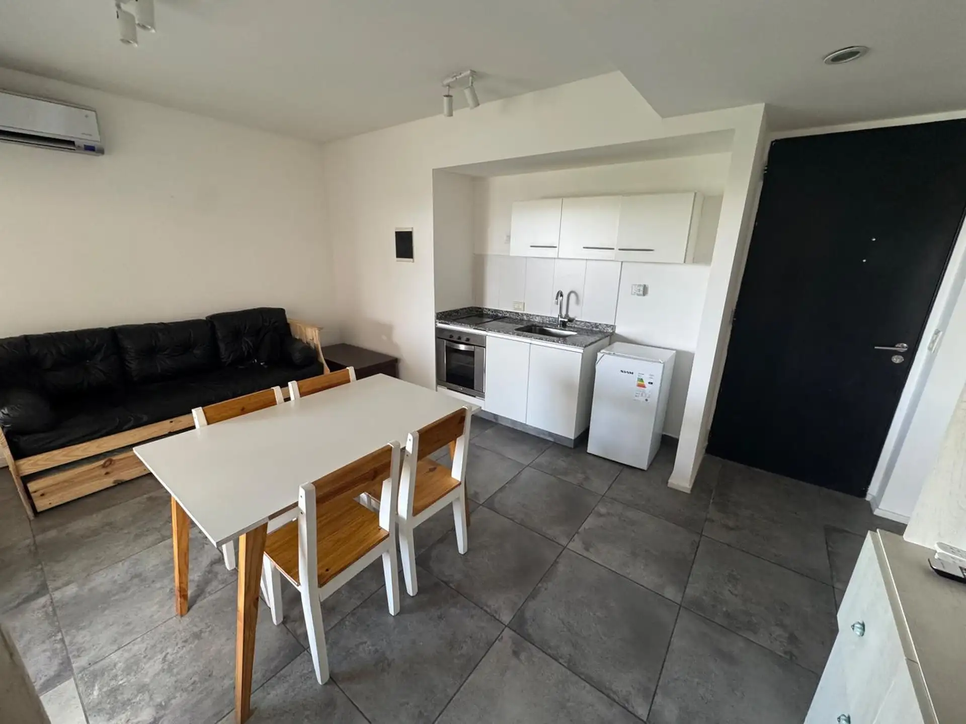 Departamento de 2 ambientes sin muebles en Villa Urquiza