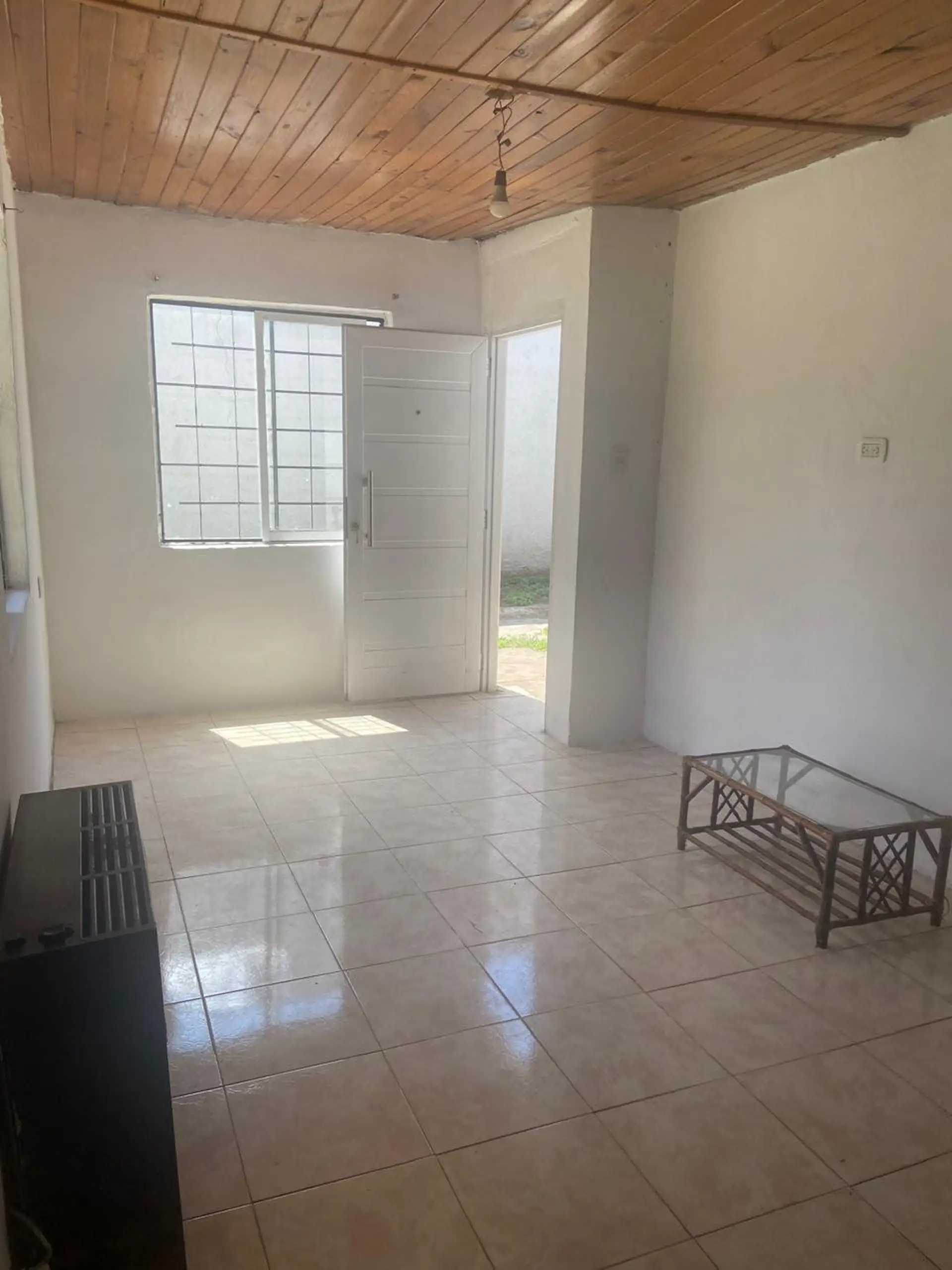 Kitnet em PH para alugar em Burzaco Este