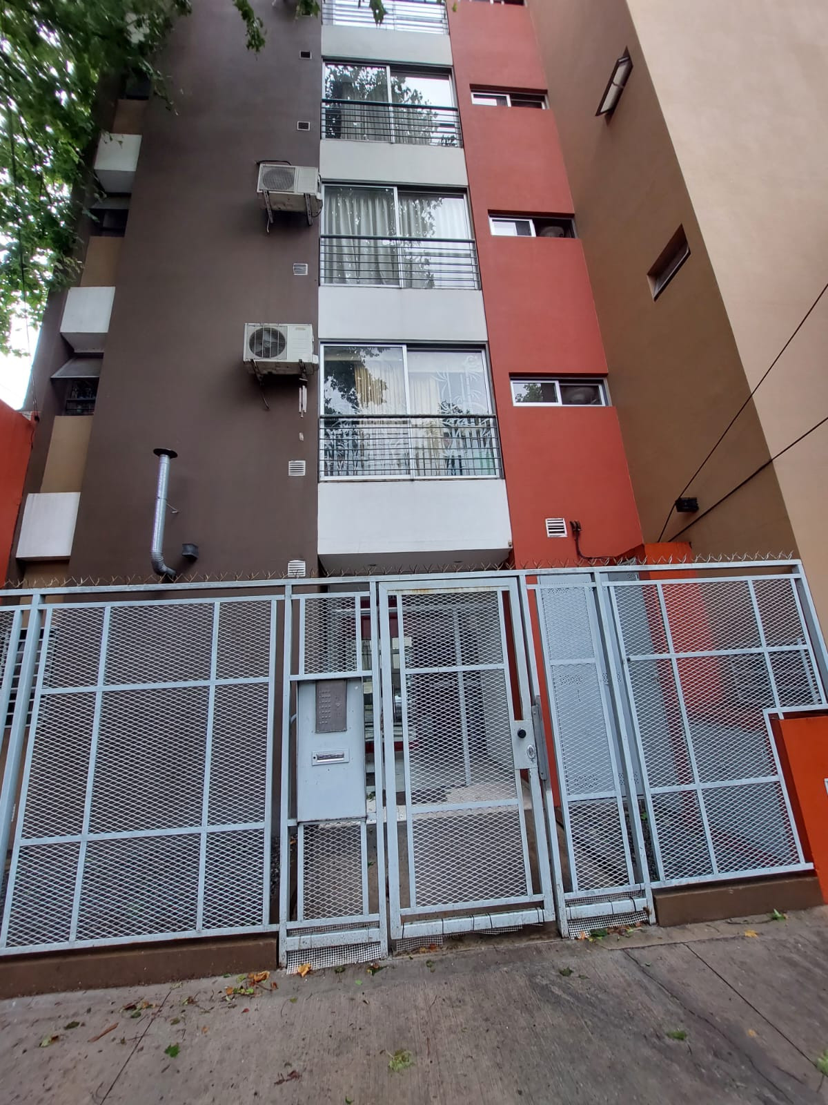 Two-room apartment in General San Martín Centre