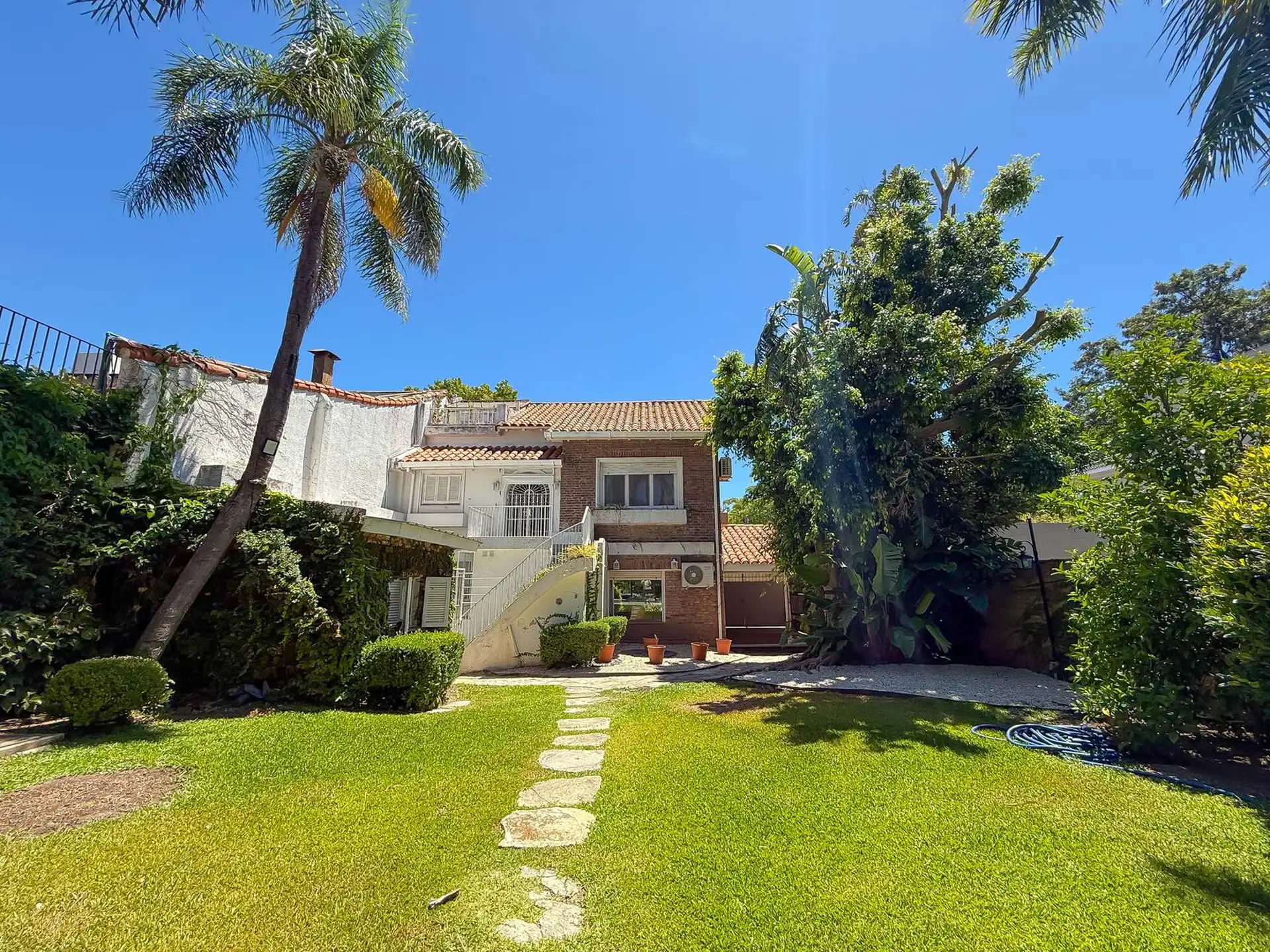 Four-bedroom house for rent in Acassuso