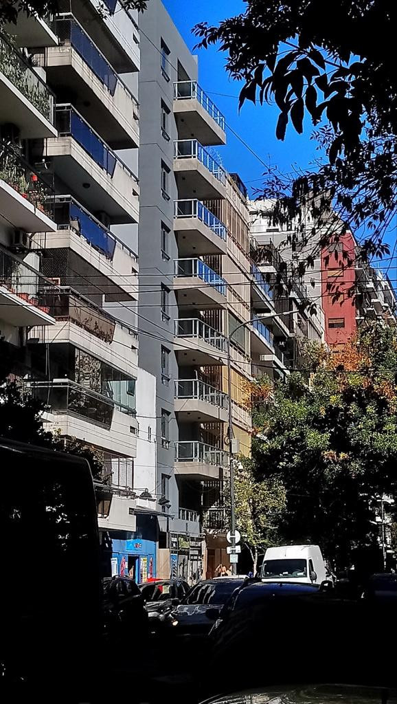Departamento monoambiente con balcón en Caballito