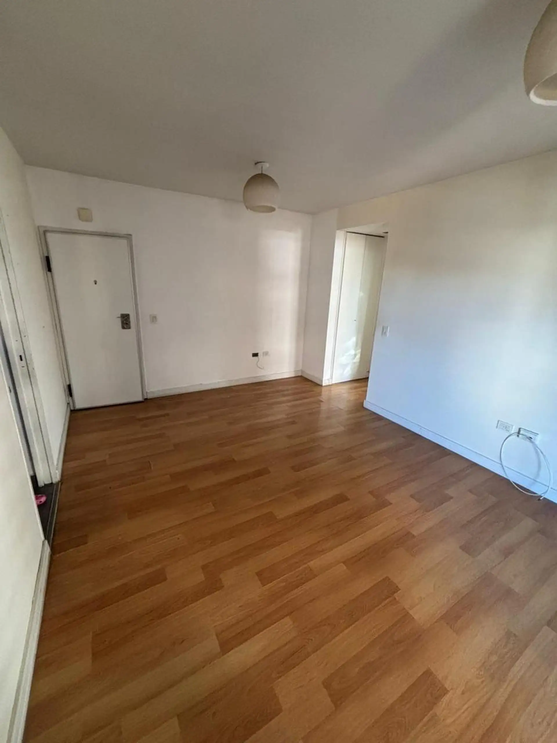 Departamento de 2 ambientes con balcón en Tigre Centro
