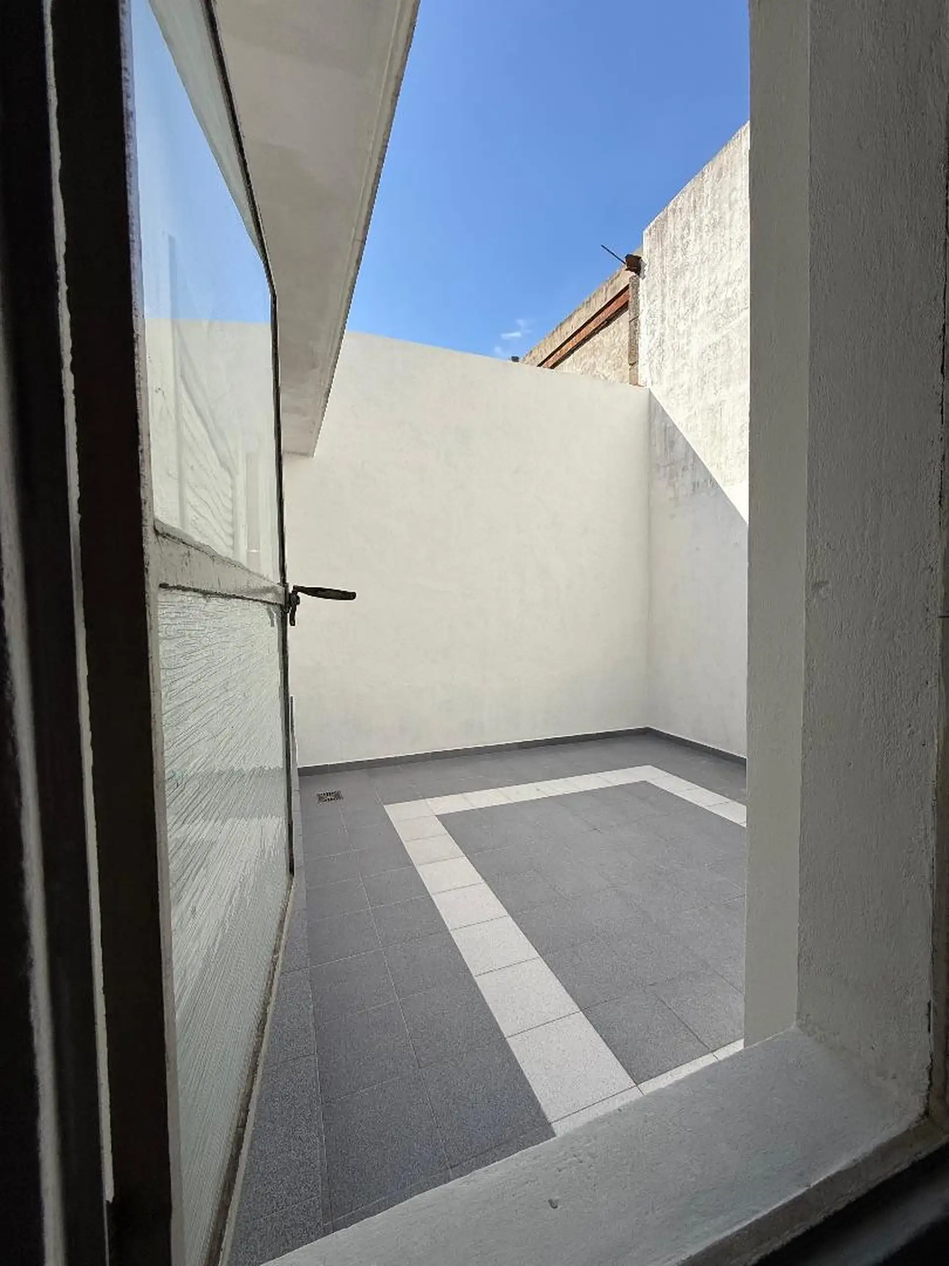 Three-bedroom PH in Villa Santa Rita