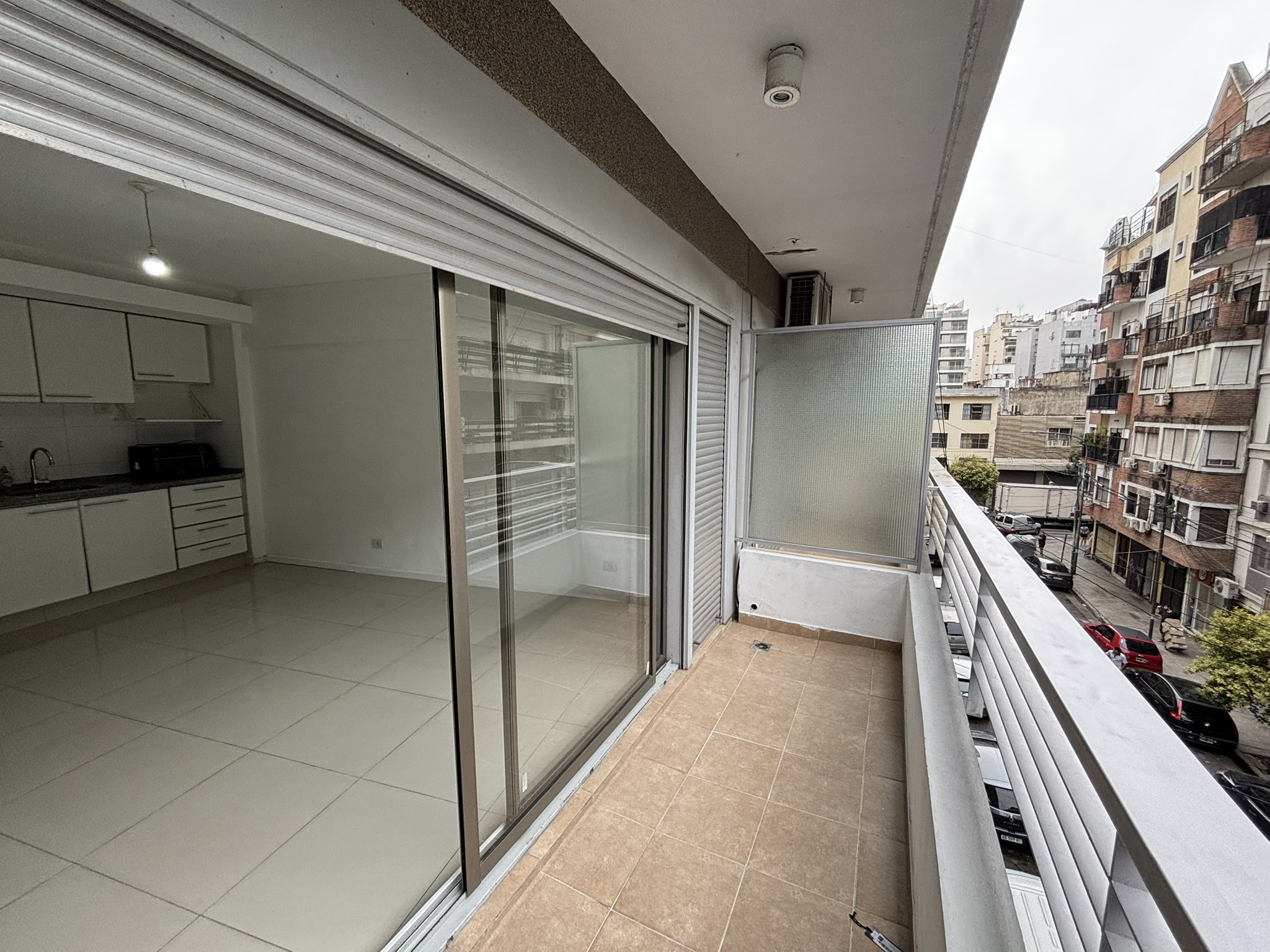 Apartamento de 1 quarto com varanda em Recoleta