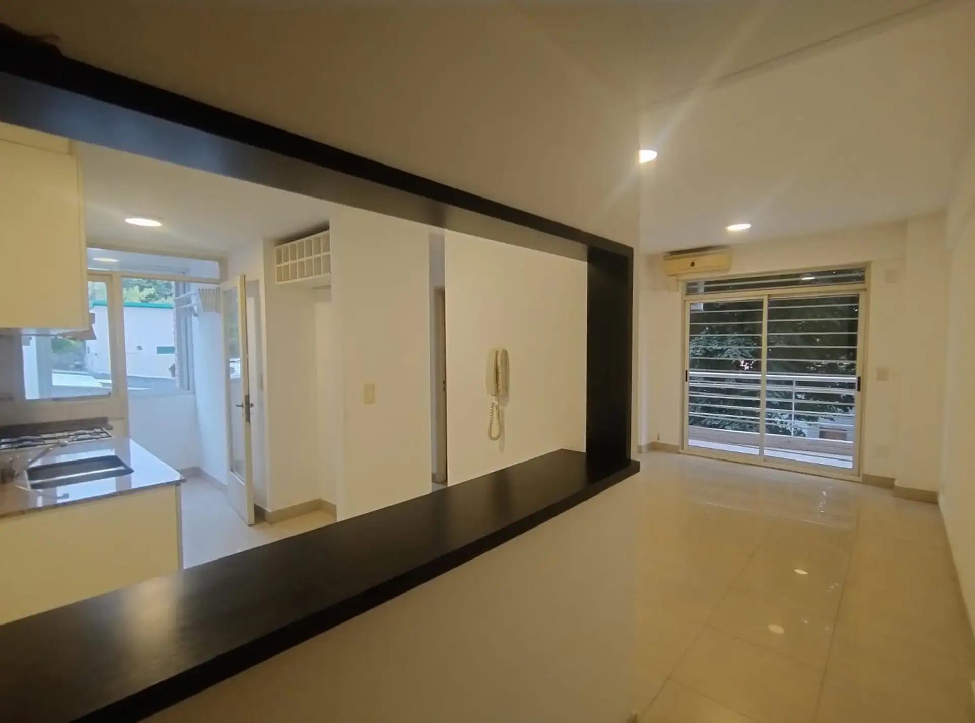 Departamento de 2 ambientes con cochera en San Fernando