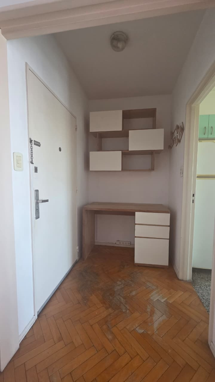 Departamento de 3 ambientes amoblado en Floresta con 2 dormitorios