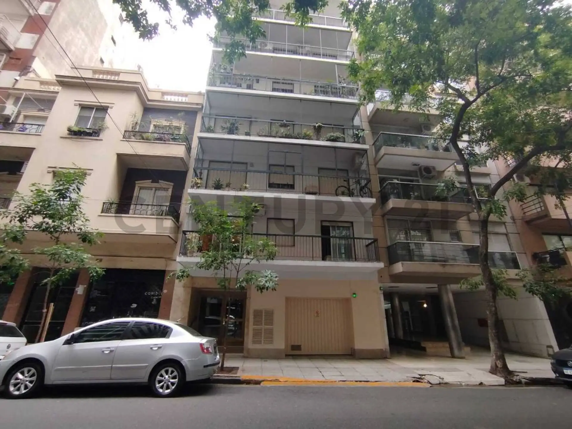 Two-room apartment in Recoleta, courtyard-facing