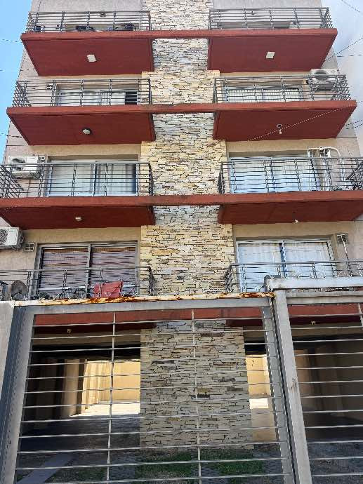 Apartamento de dois ambientes com 1 quarto em Morón