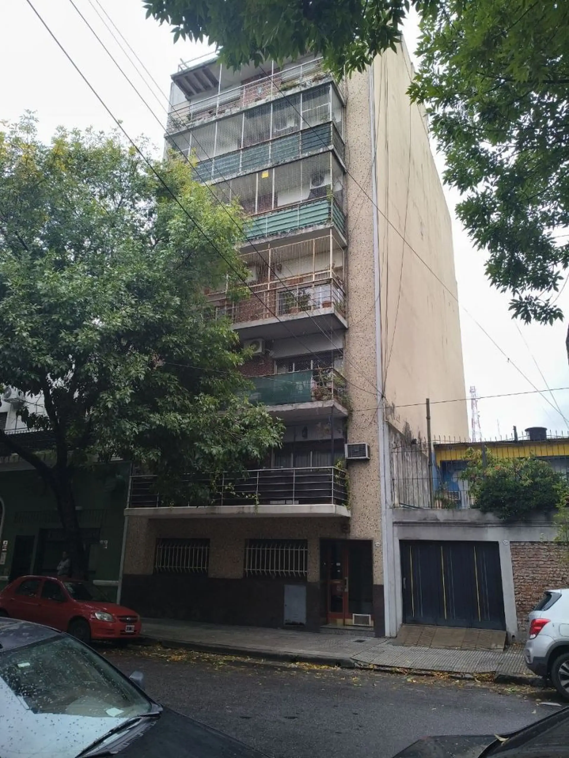Apartamento de 3 ambientes com 2 quartos em Barracas