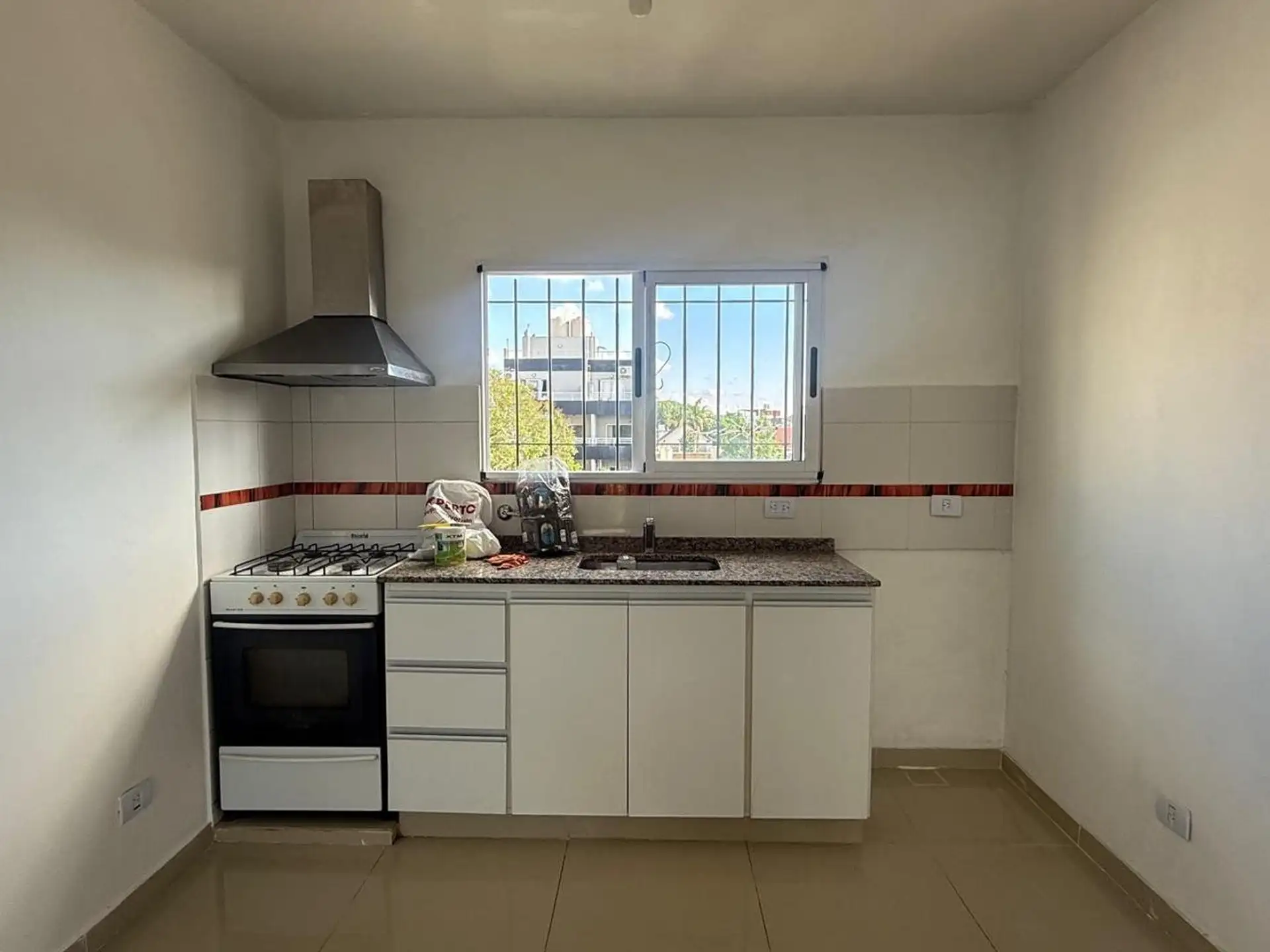 Kitnet de 1 quarto para alugar em Tres de Febrero