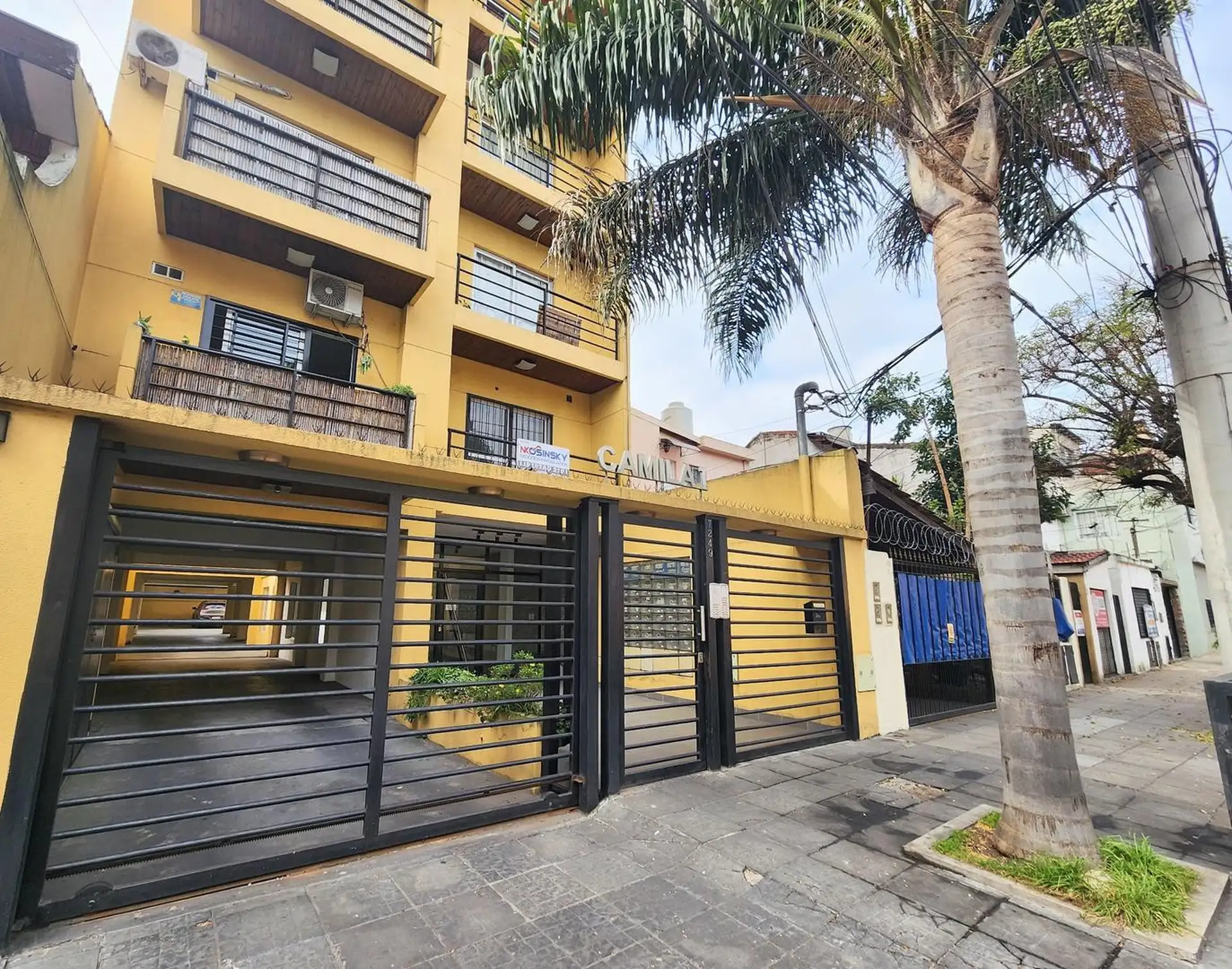 Apartamento de 2 ambientes com varanda em Martín Coronado, Tres de Febrero