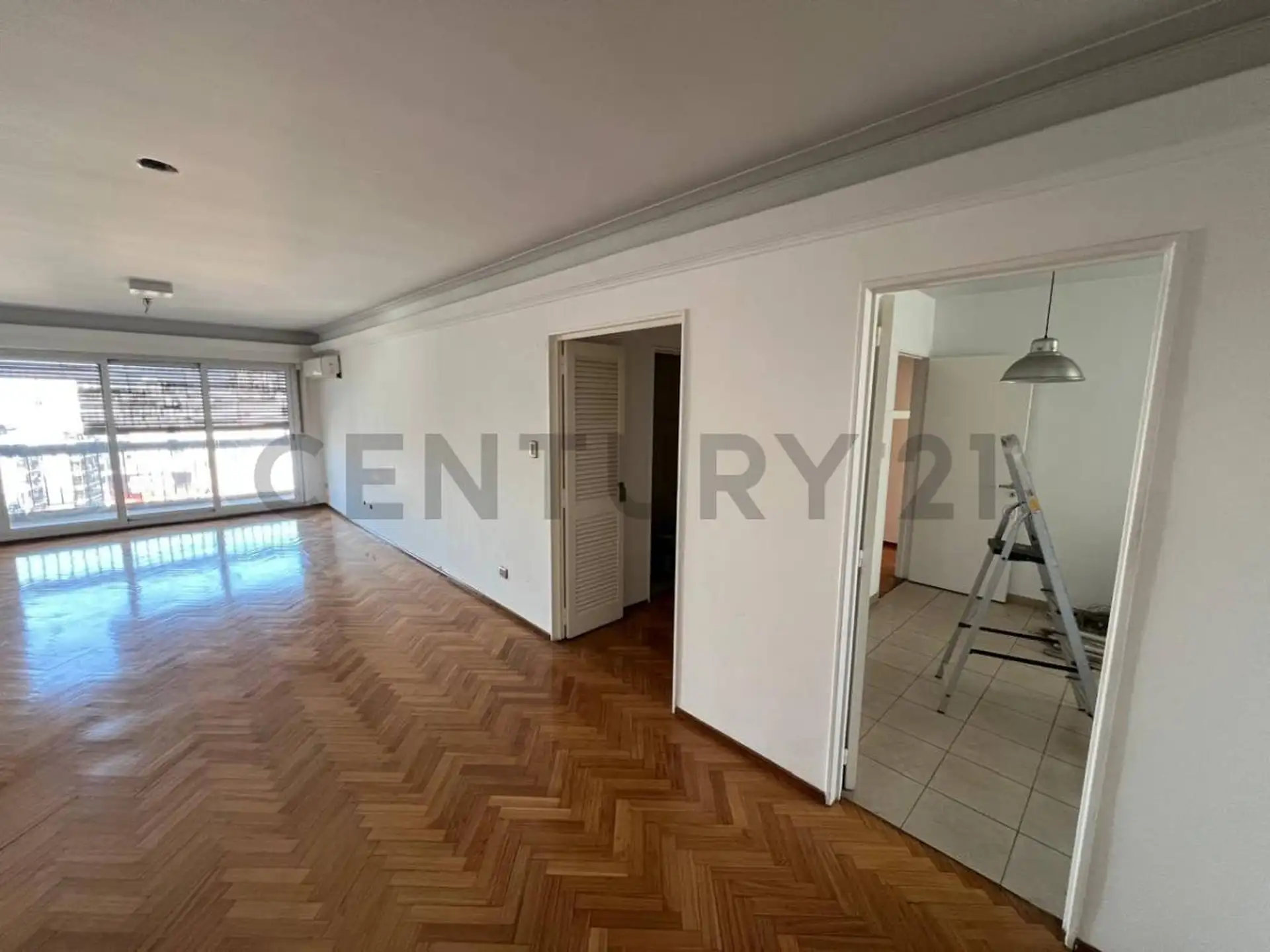 Apartamento de 4 dormitórios em Palermo