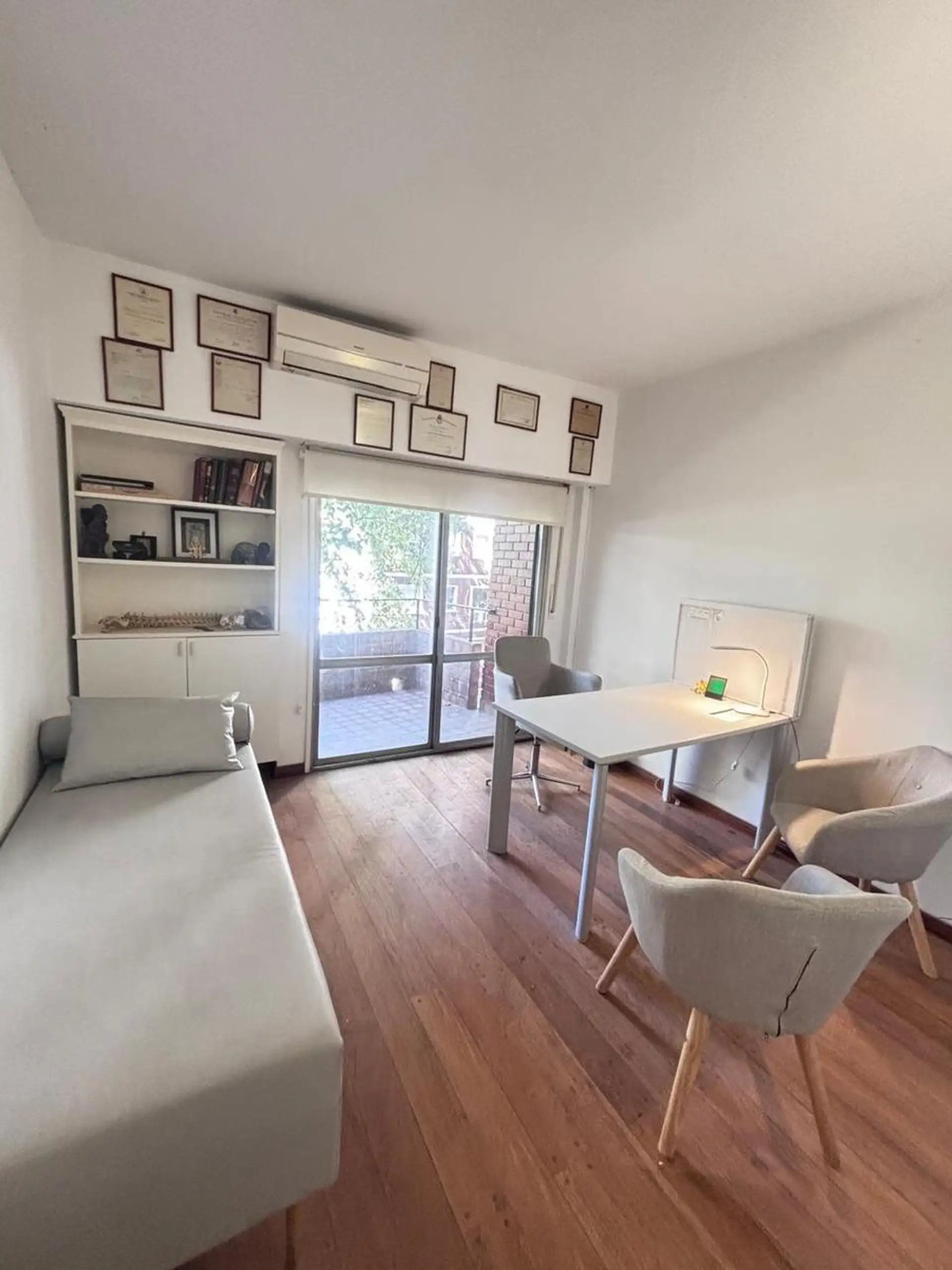 One-bedroom apartment in Recoleta