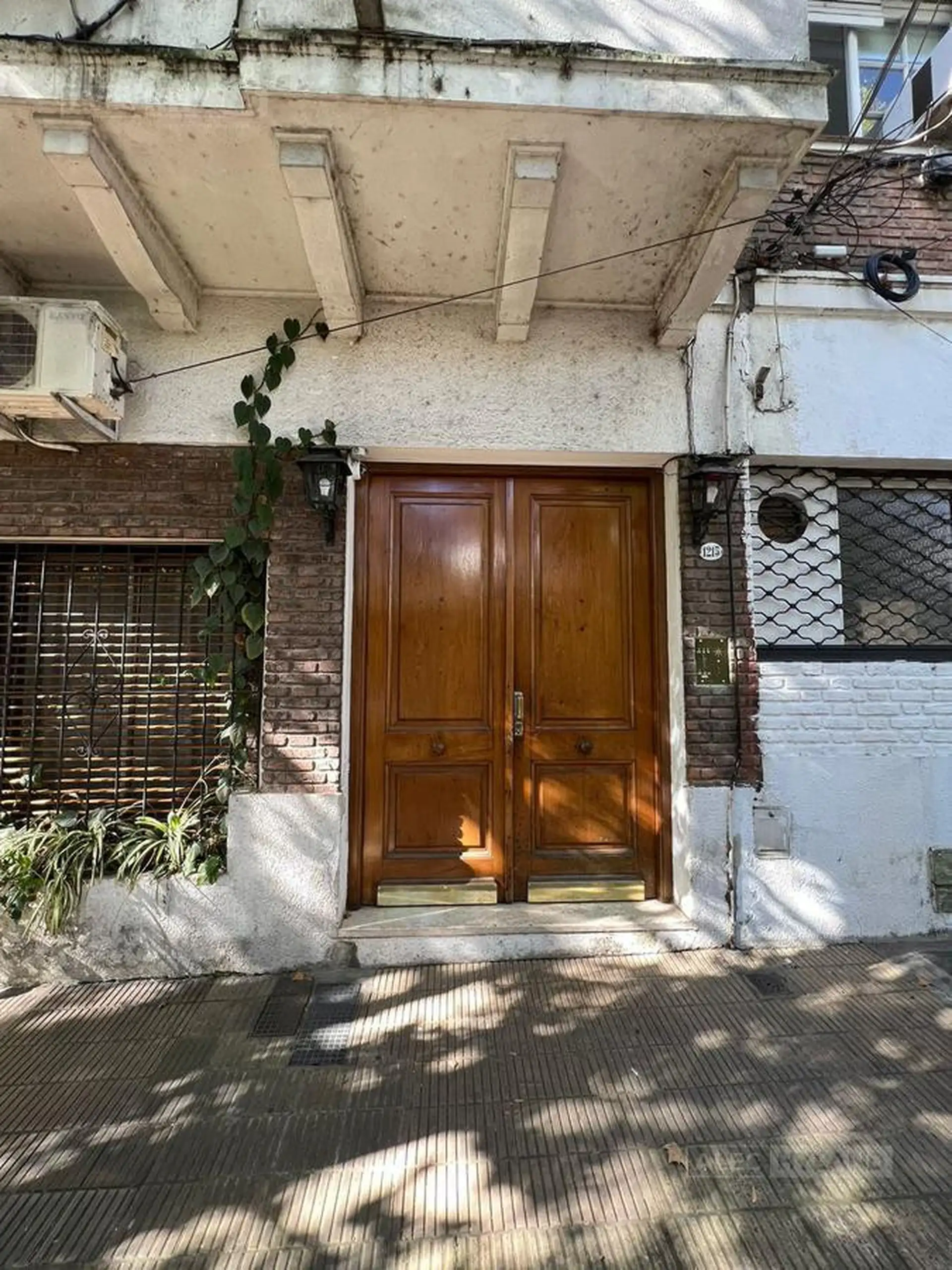 Two-bedroom apartment in Olivos