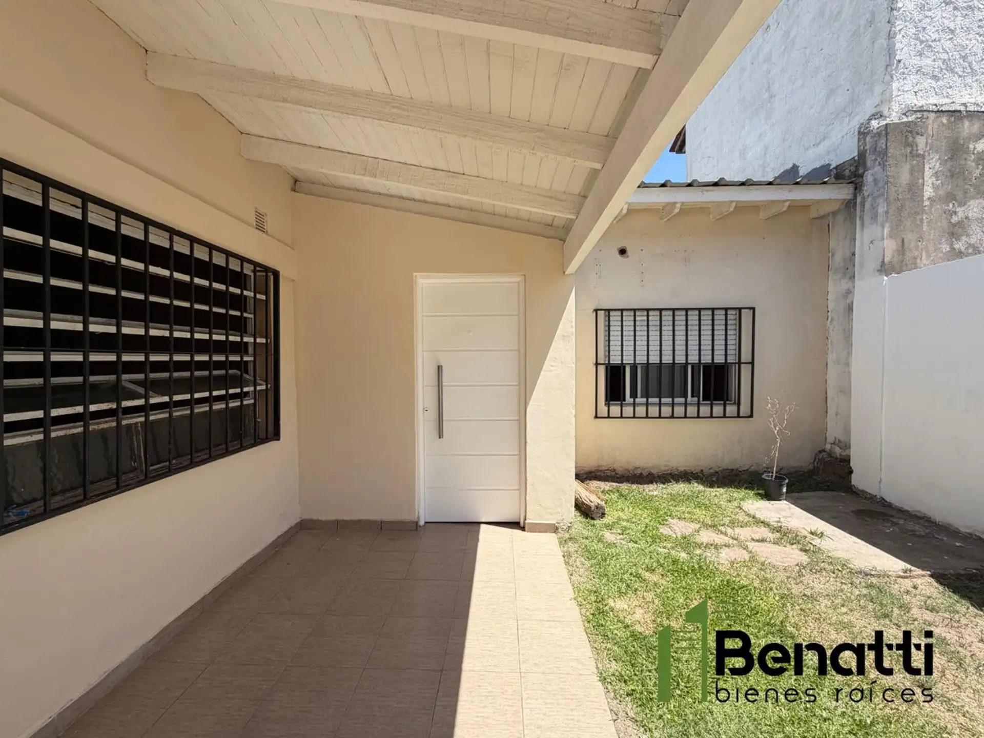 Two-bedroom PH in La Matanza