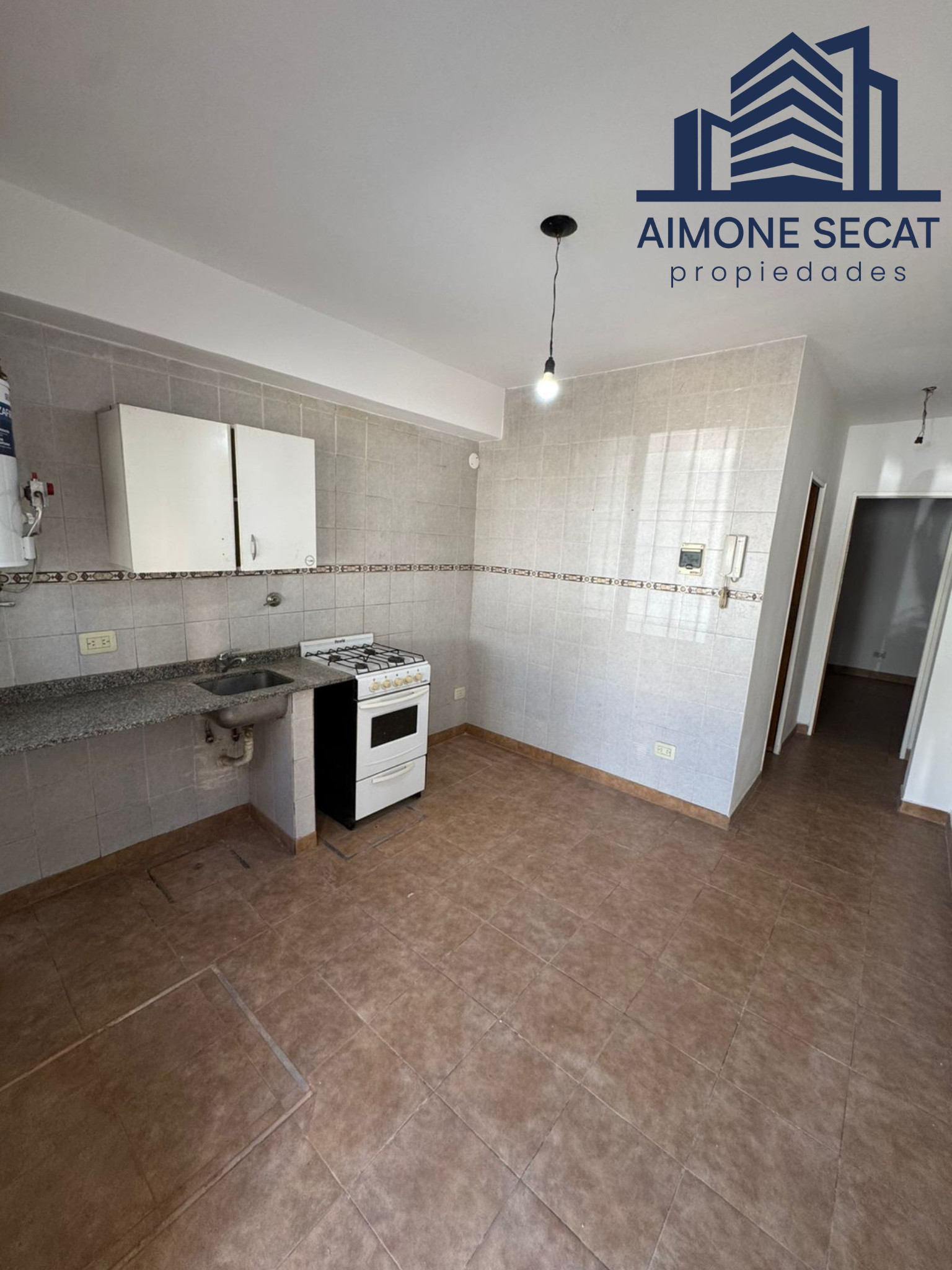 One-bedroom PH with private entrance in General San Martín