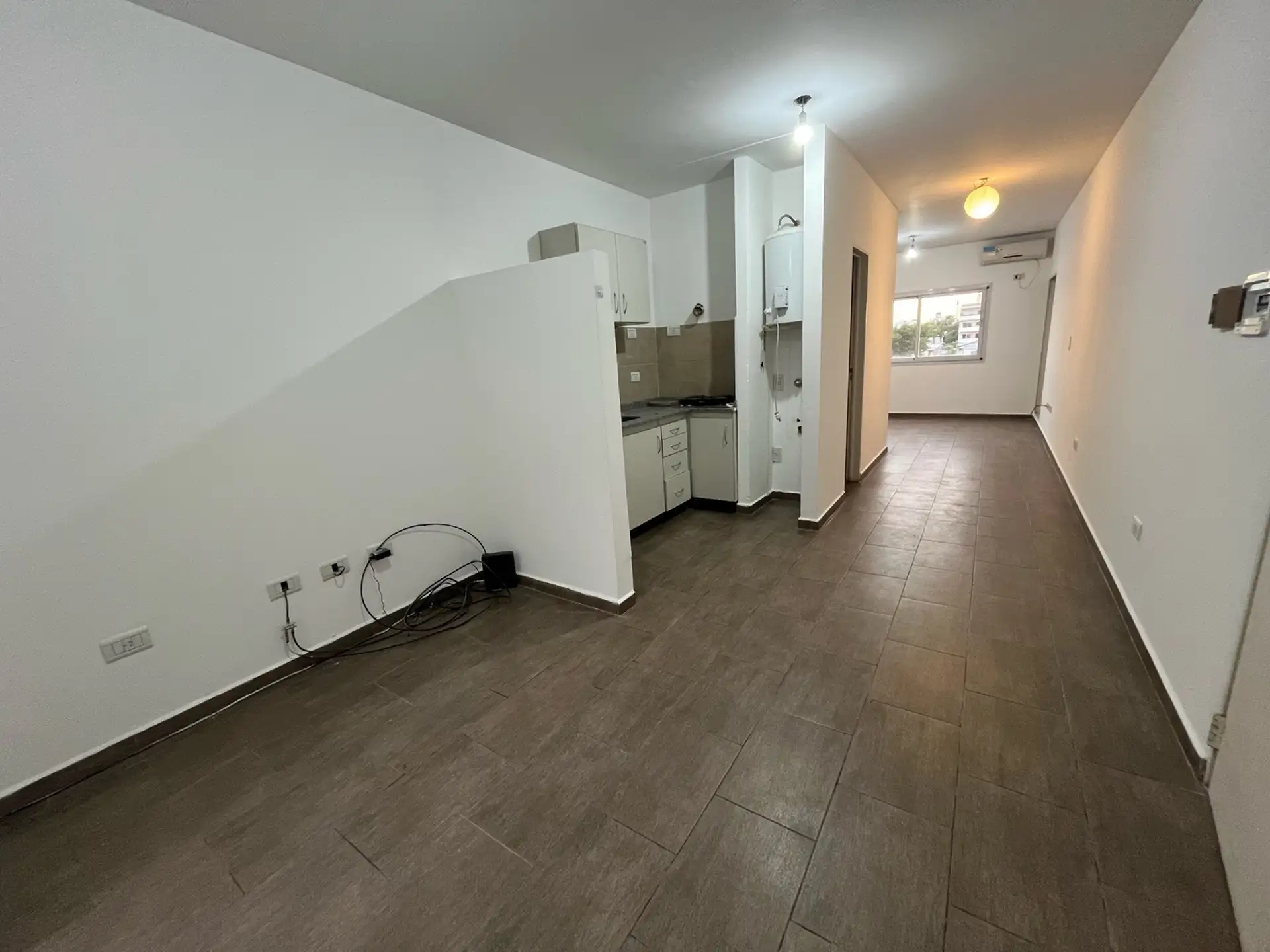 Monoambiente con cochera en Moreno Norte