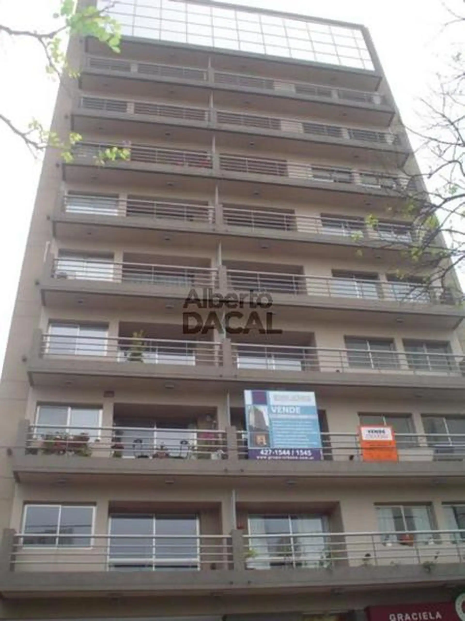 Departamento de 1 dormitorio al frente en Buenos Aires