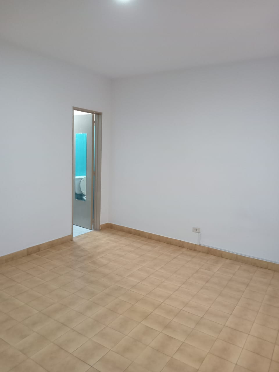 Apartamento térreo lateral com 1 quarto em Villa Devoto