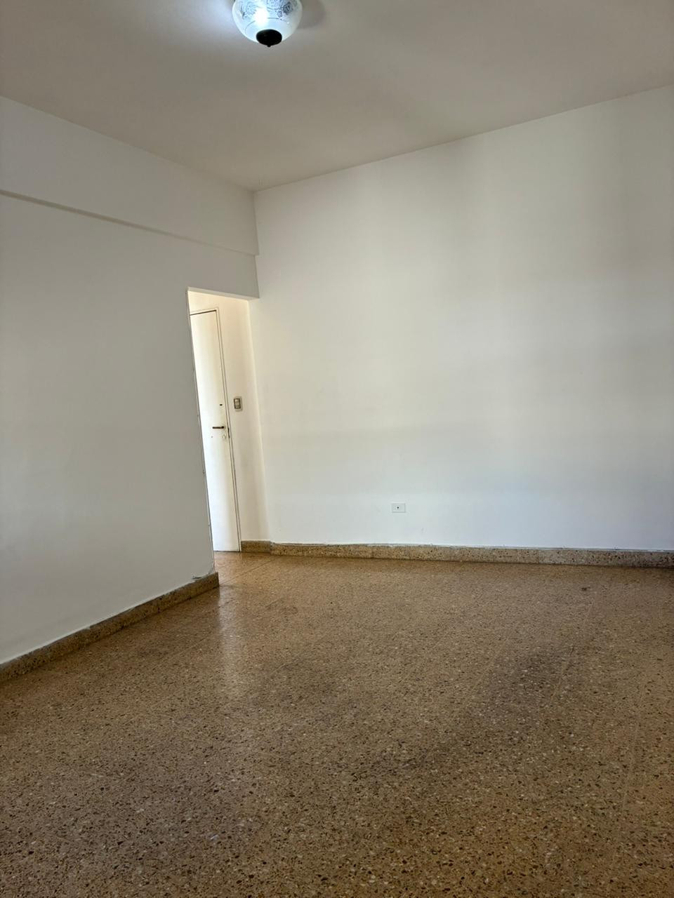 Two-room apartment for rent in Caballito