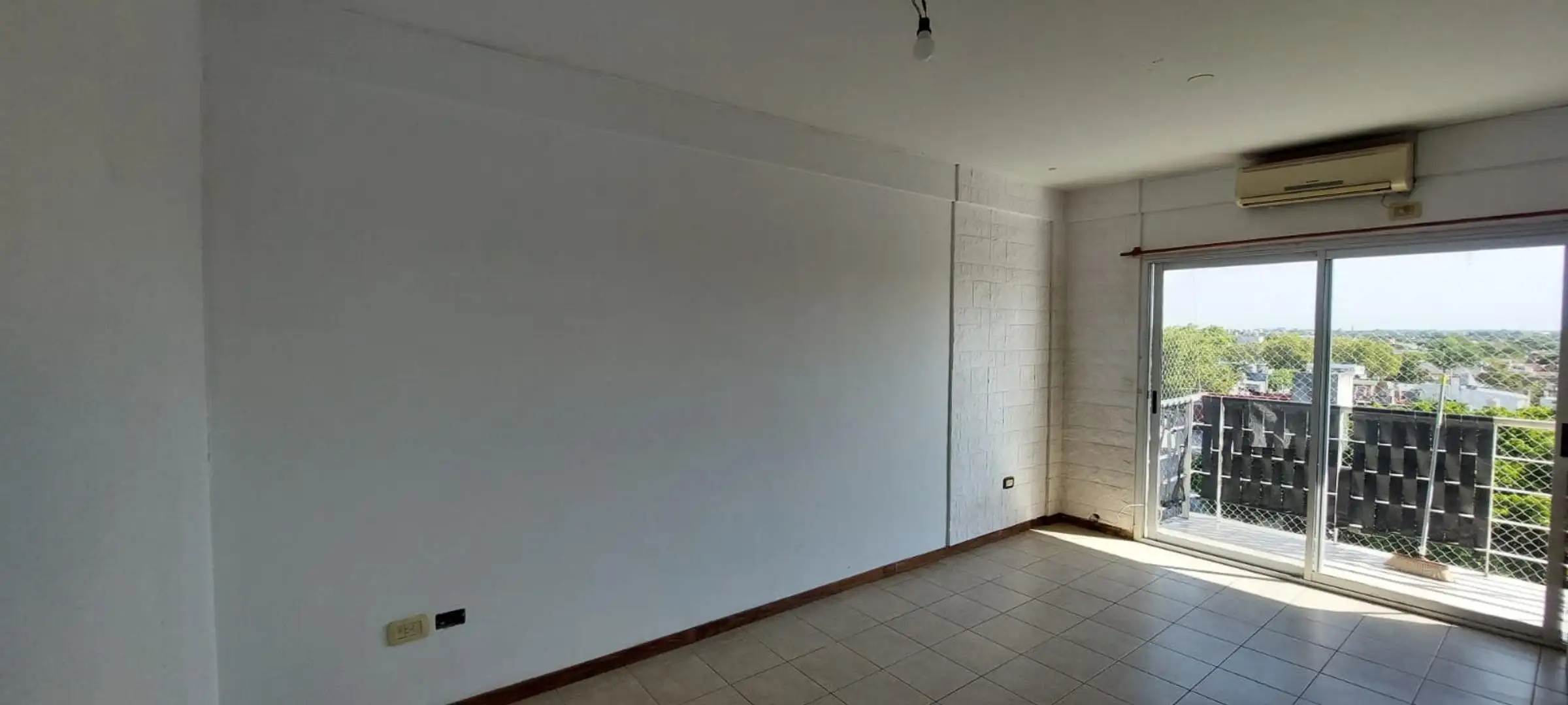 Departamento de 2 ambientes con cochera en San Fernando