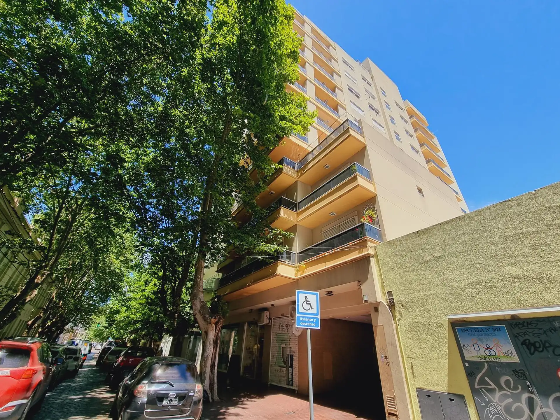 Two-room apartment on the 8th floor in Villa Ballester