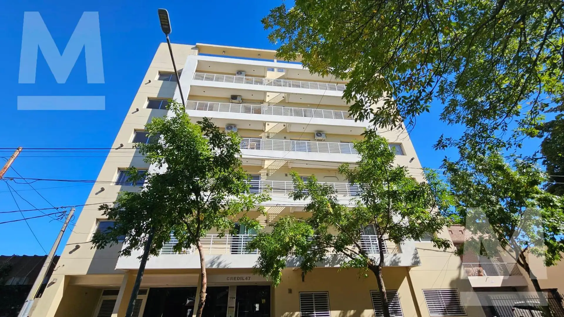 Apartamento de 1 quarto com varanda e vaga de garagem na região do Parque Castelli