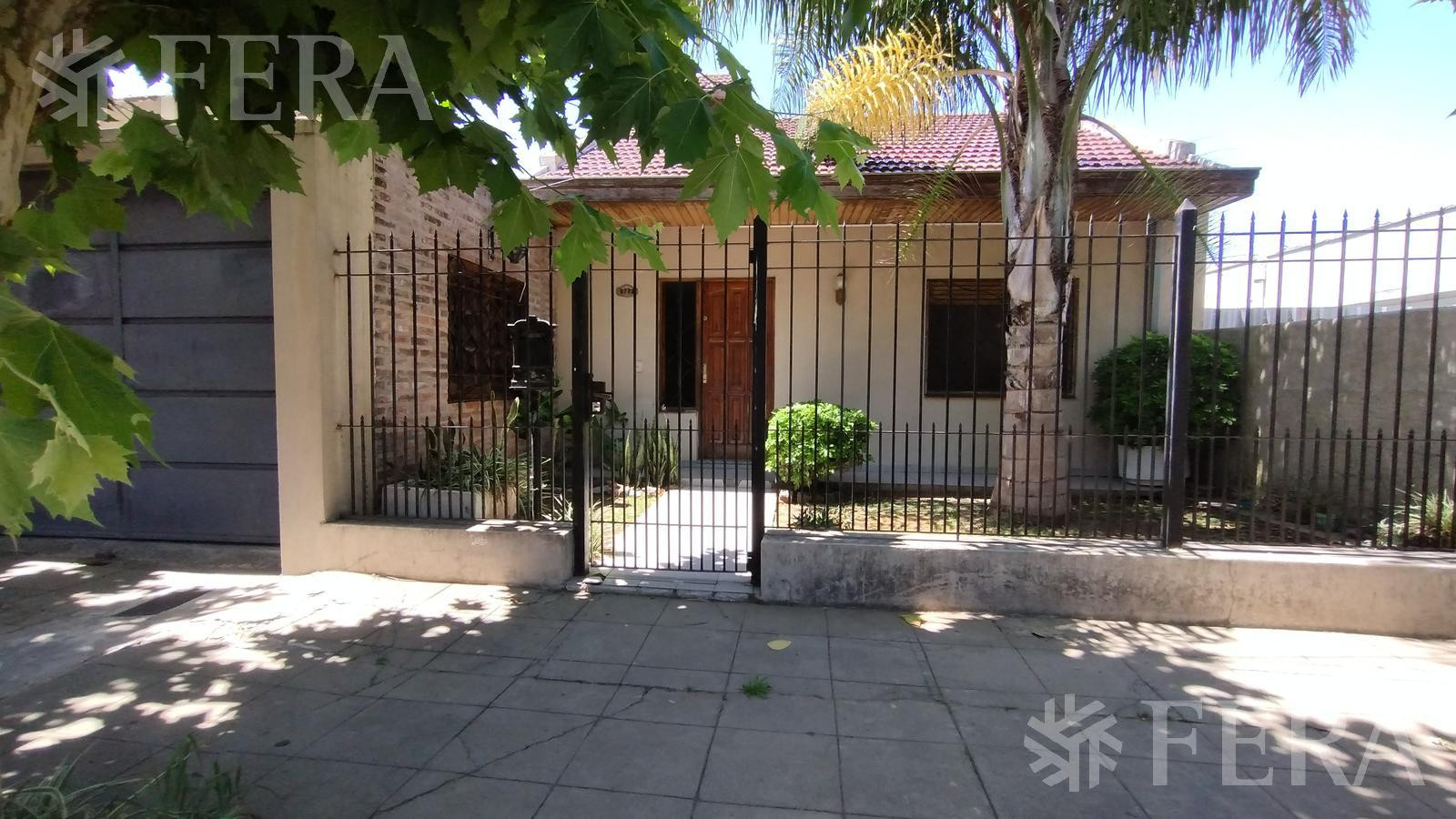 House with garden in Quilmes