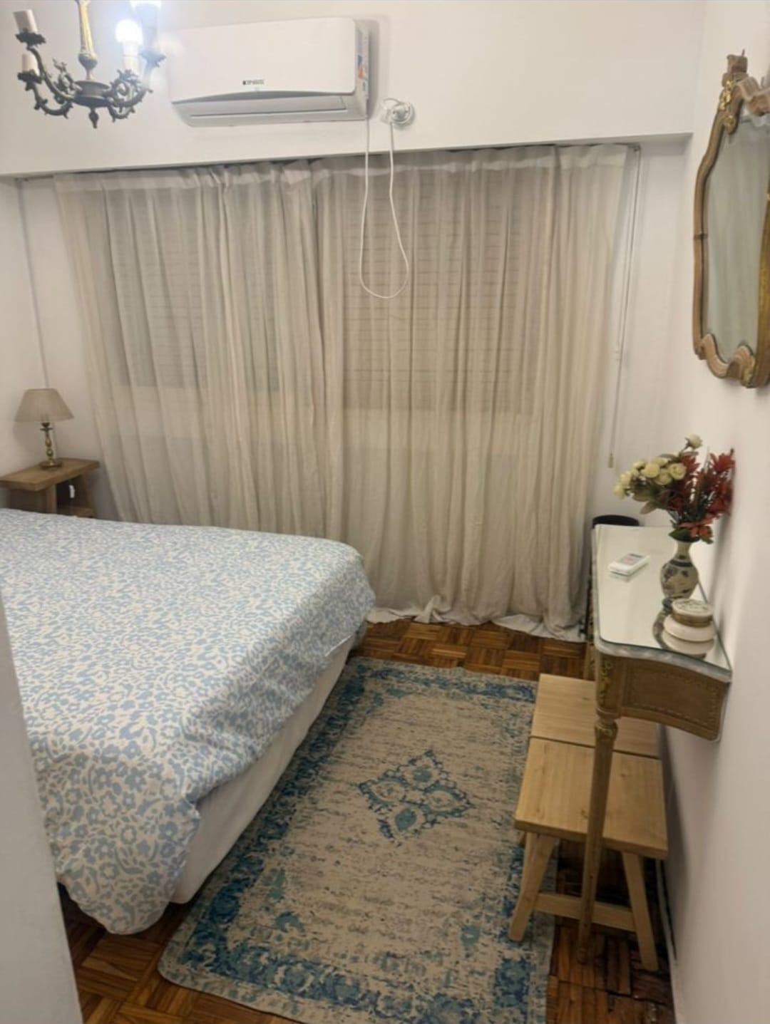 Apartamento de 2 ambientes com escritório em Recoleta
