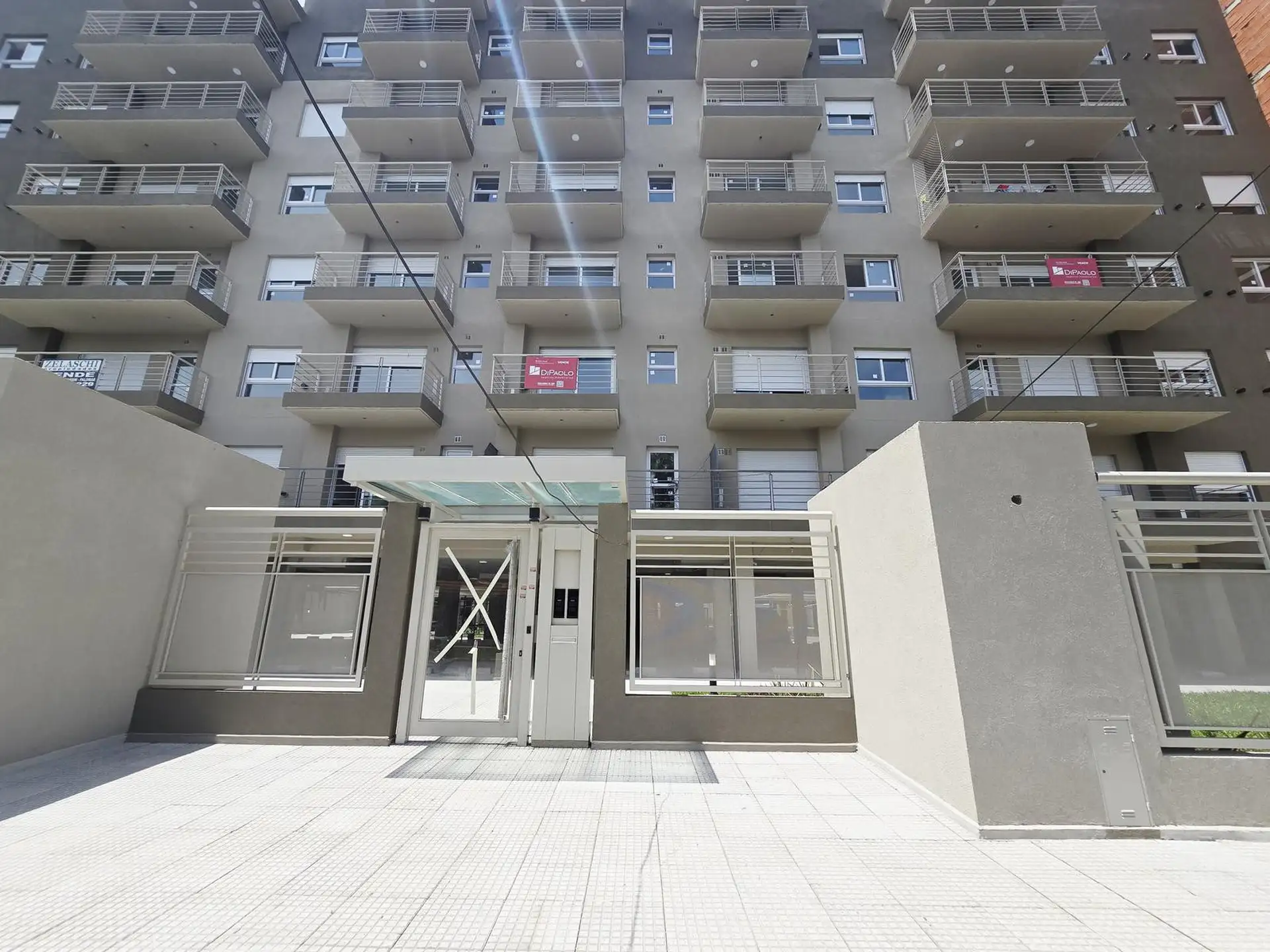 Apartamento de 2 ambientes com 1 quarto e vaga de garagem em Martín Coronado