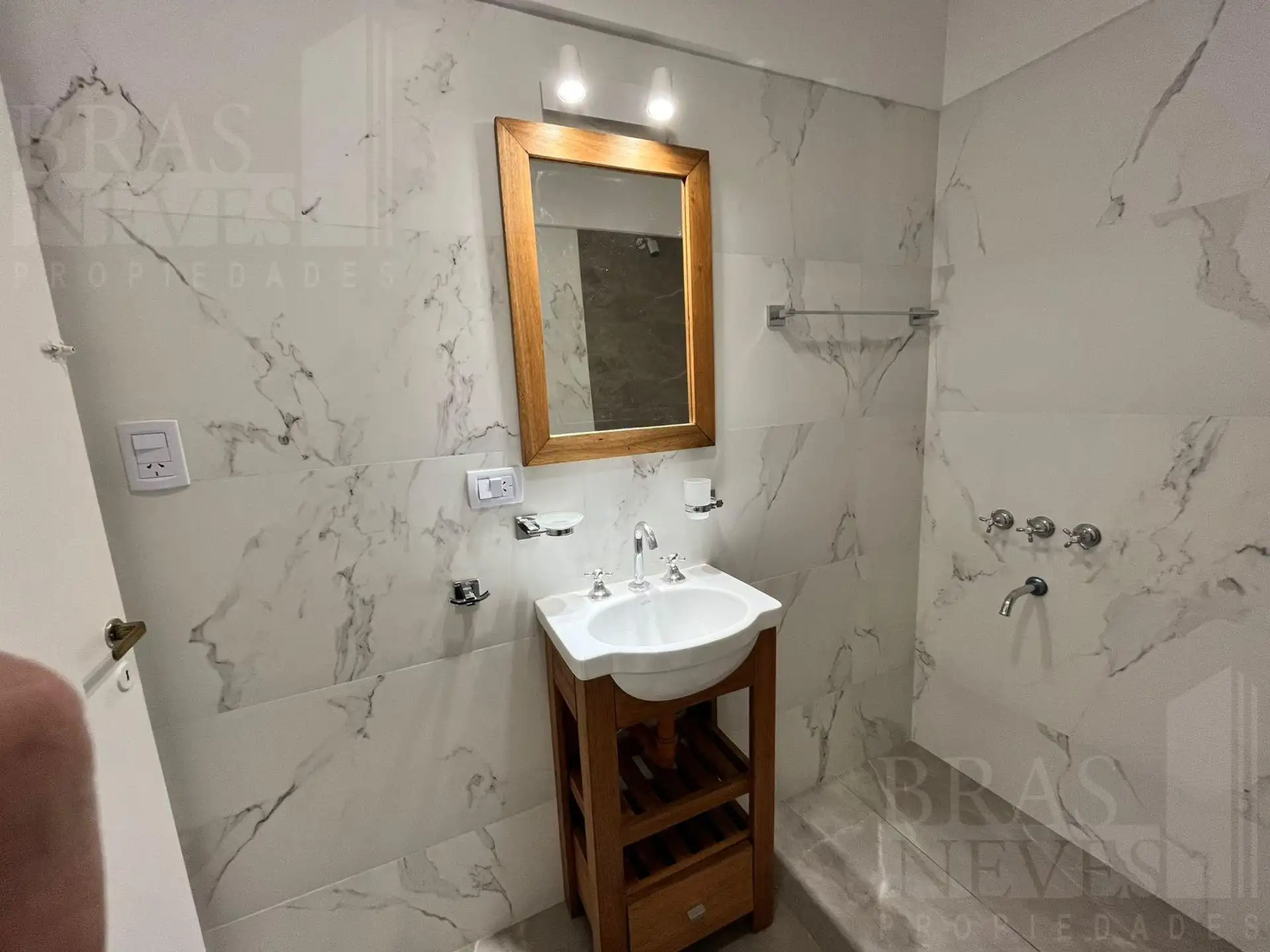 Departamento de 2 ambientes reciclado con 1 dormitorio en Olivos