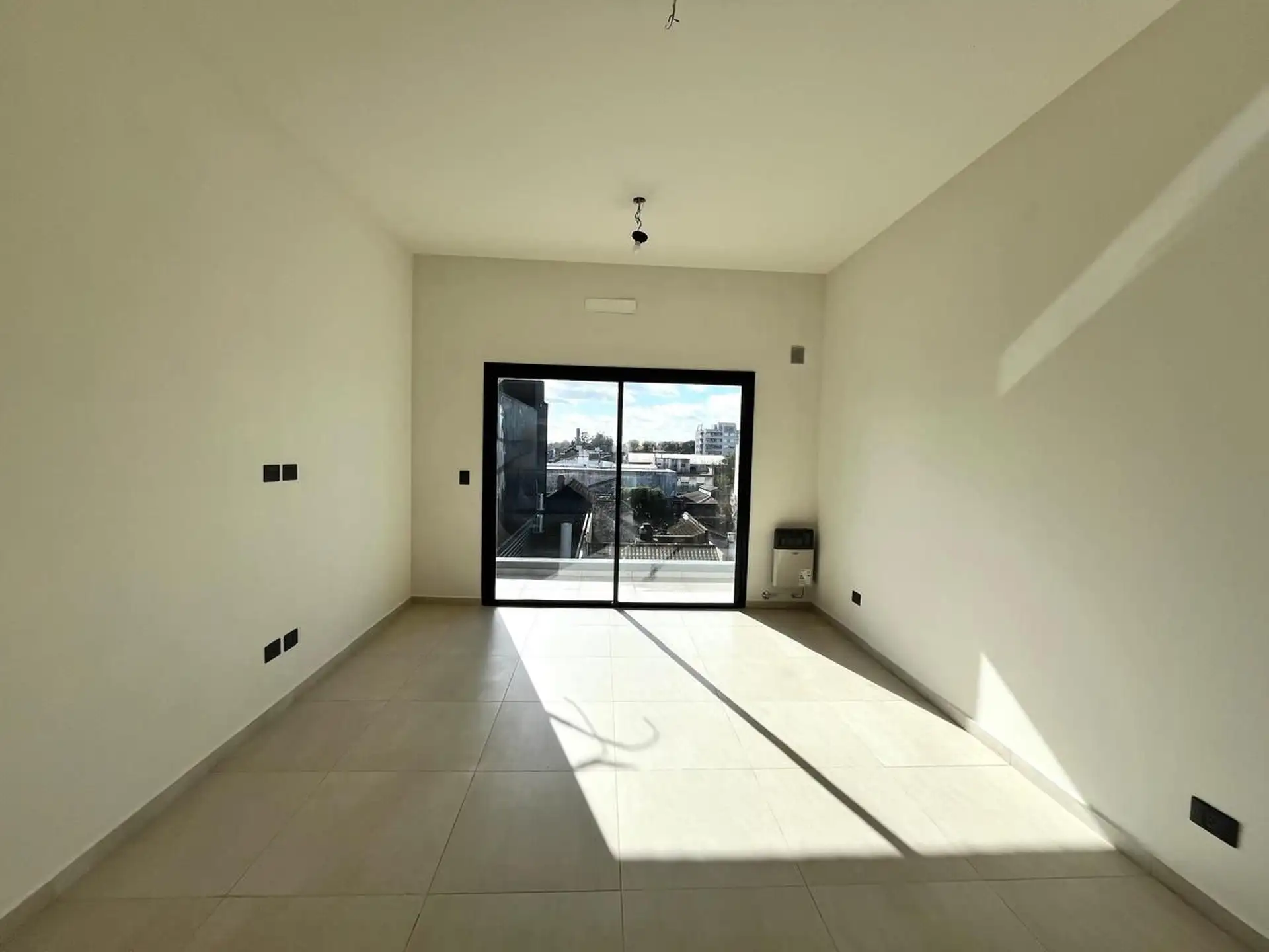 Departamento de 2 ambientes con balcón en San Miguel