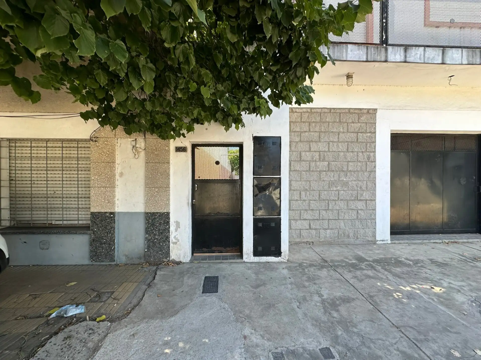 Ground-floor one-bedroom apartment in Bernal Oeste, Quilmes