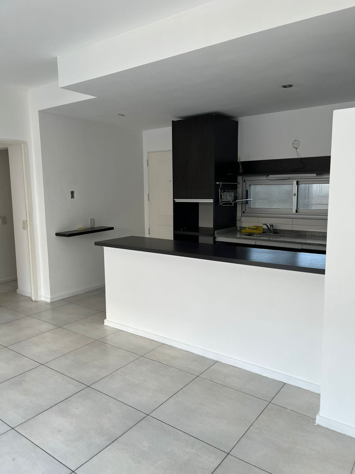 Modern one-bedroom apartment with parking in Tigre Centro