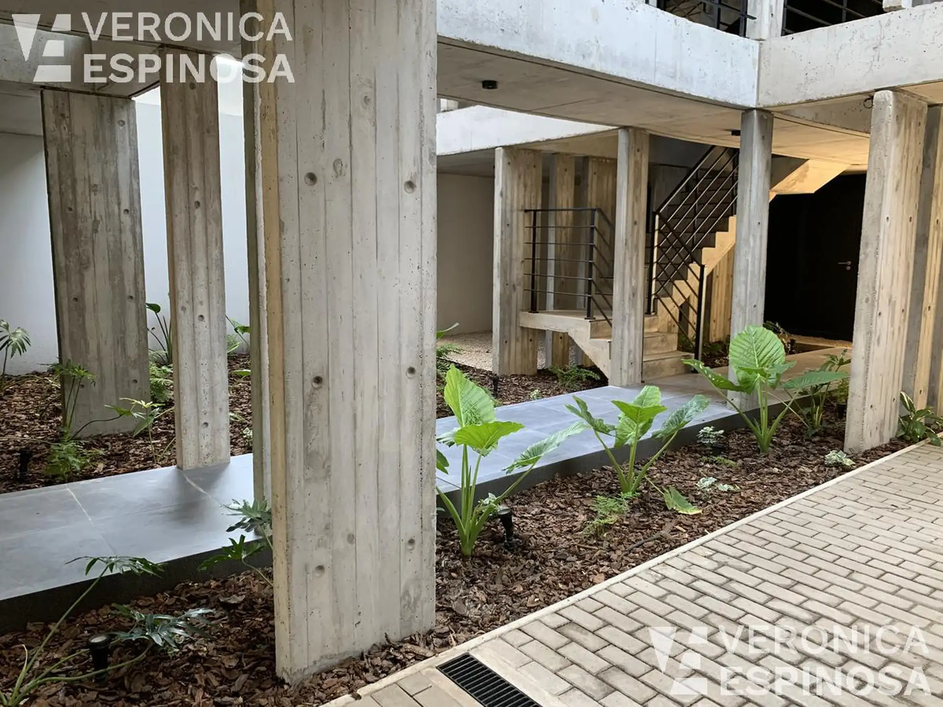 Apartamento de dois ambientes com varanda em Morón Sur, Morón