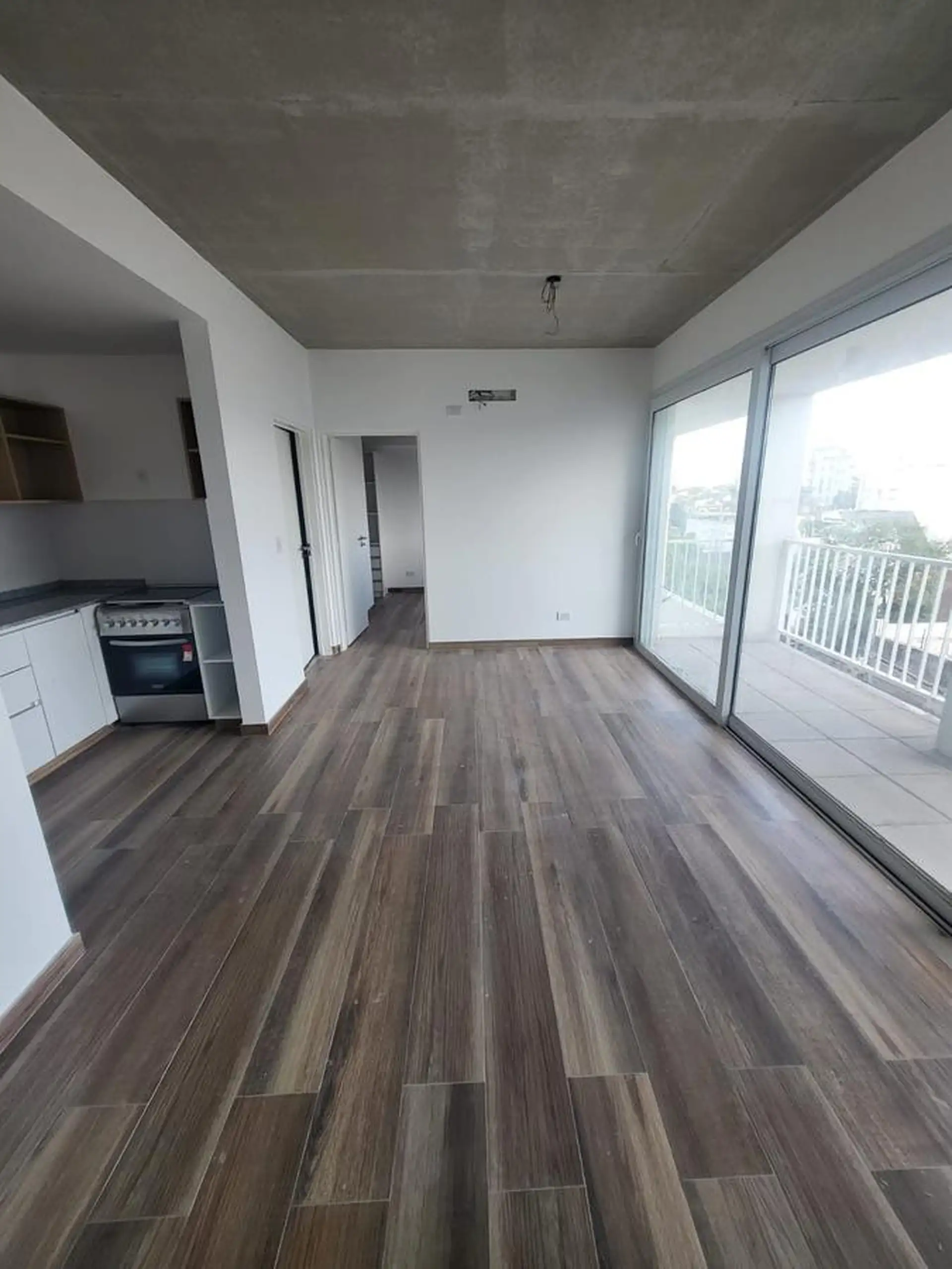 Apartamento de dois ambientes novo em Almagro
