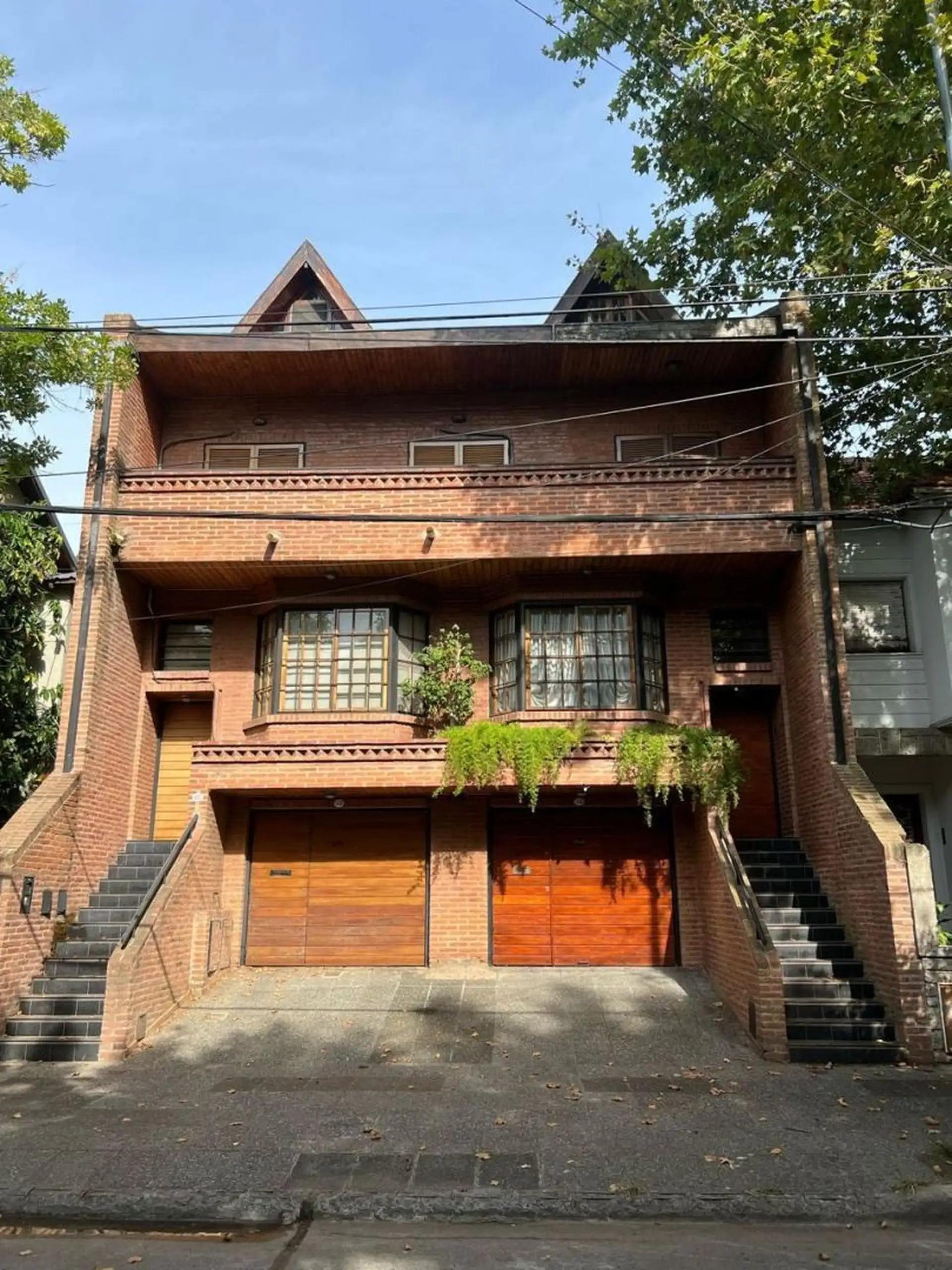 Casa de 4 dormitórios para alugar em Belgrano
