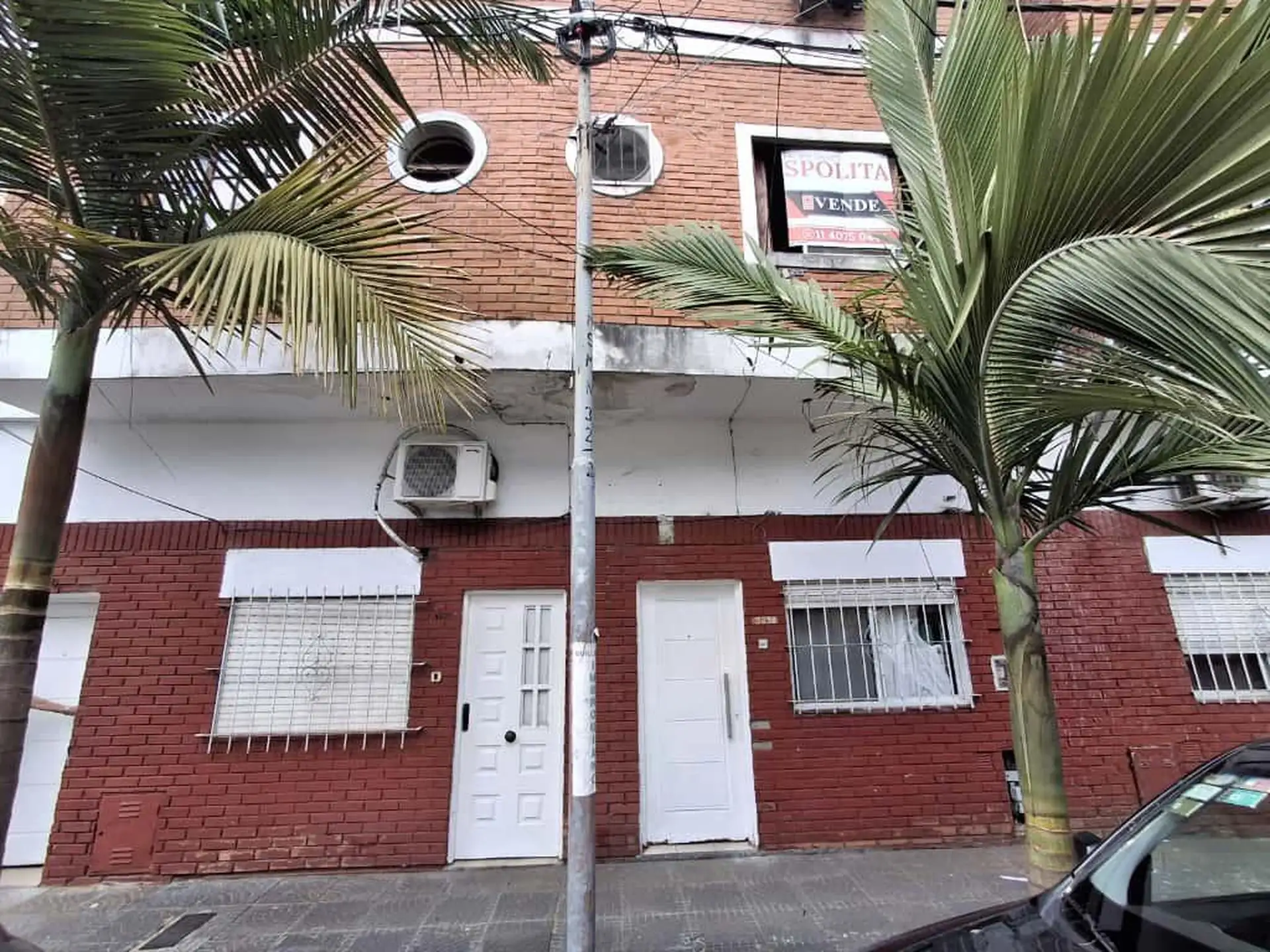 Apartamento de 2 ambientes no térreo de frente em San Andrés, General San Martín