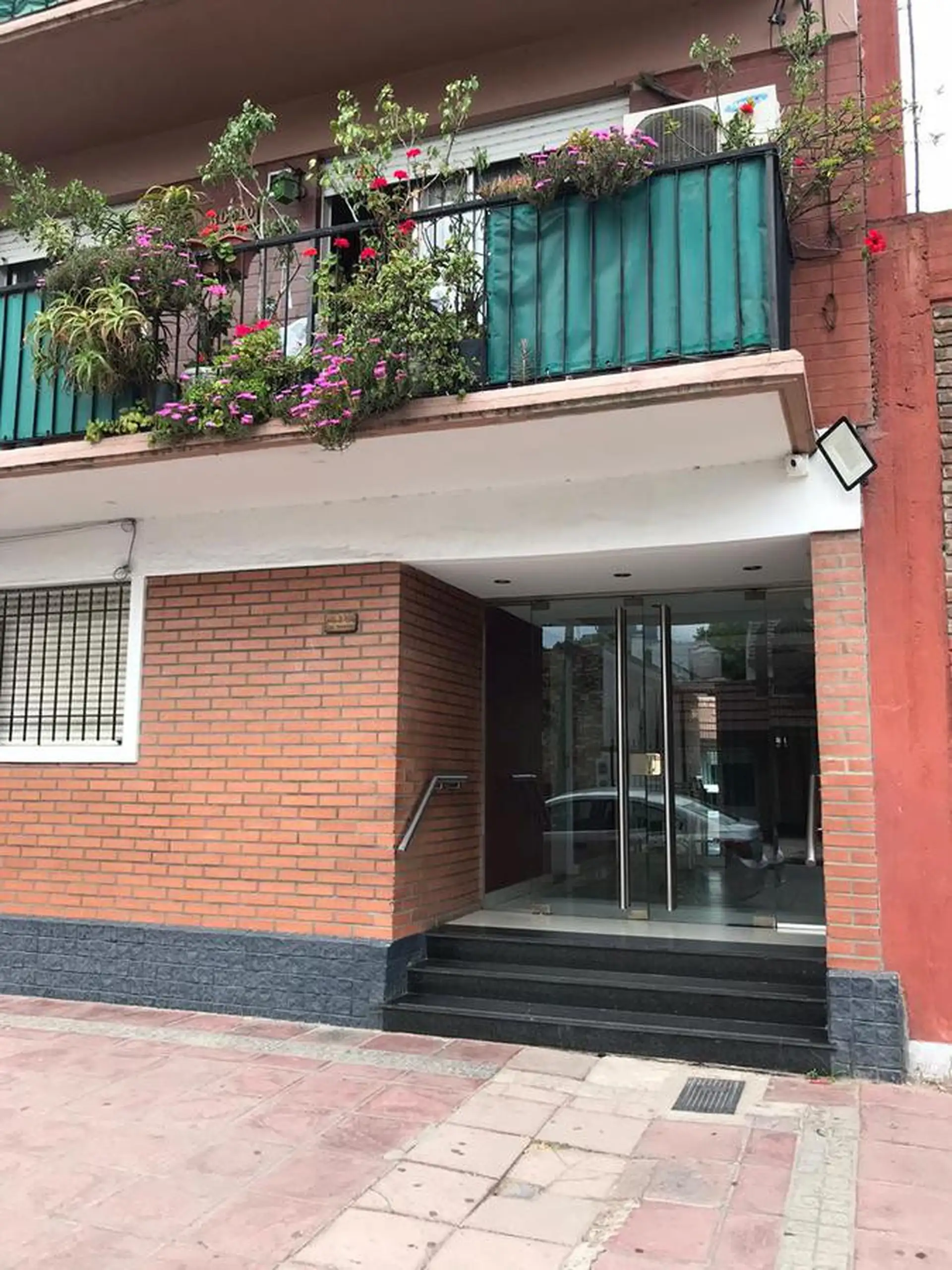 Apartamento de dois ambientes com 1 dormitório em Lanús Oeste