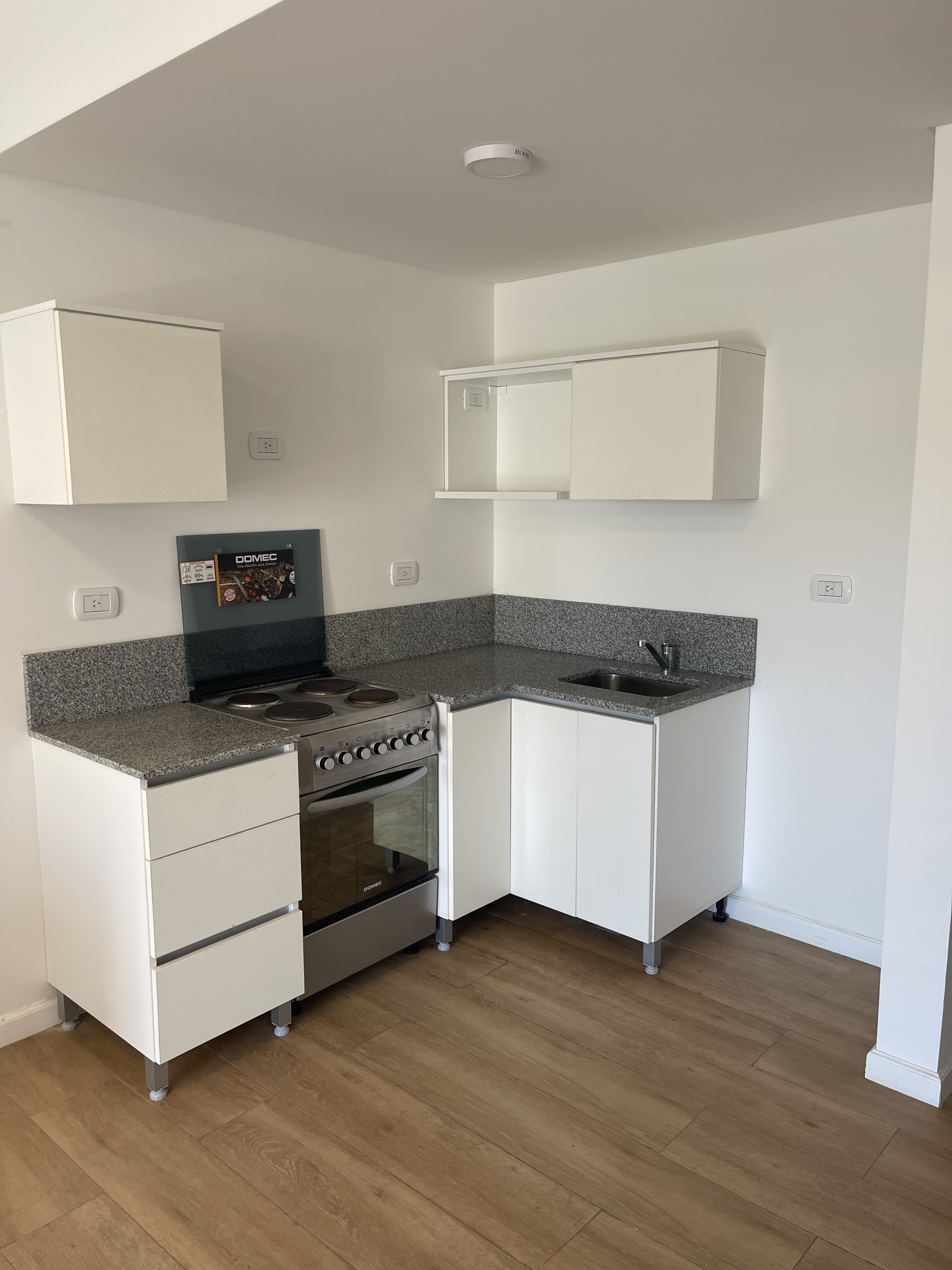 Departamento a estrenar de 2 ambientes en Flores