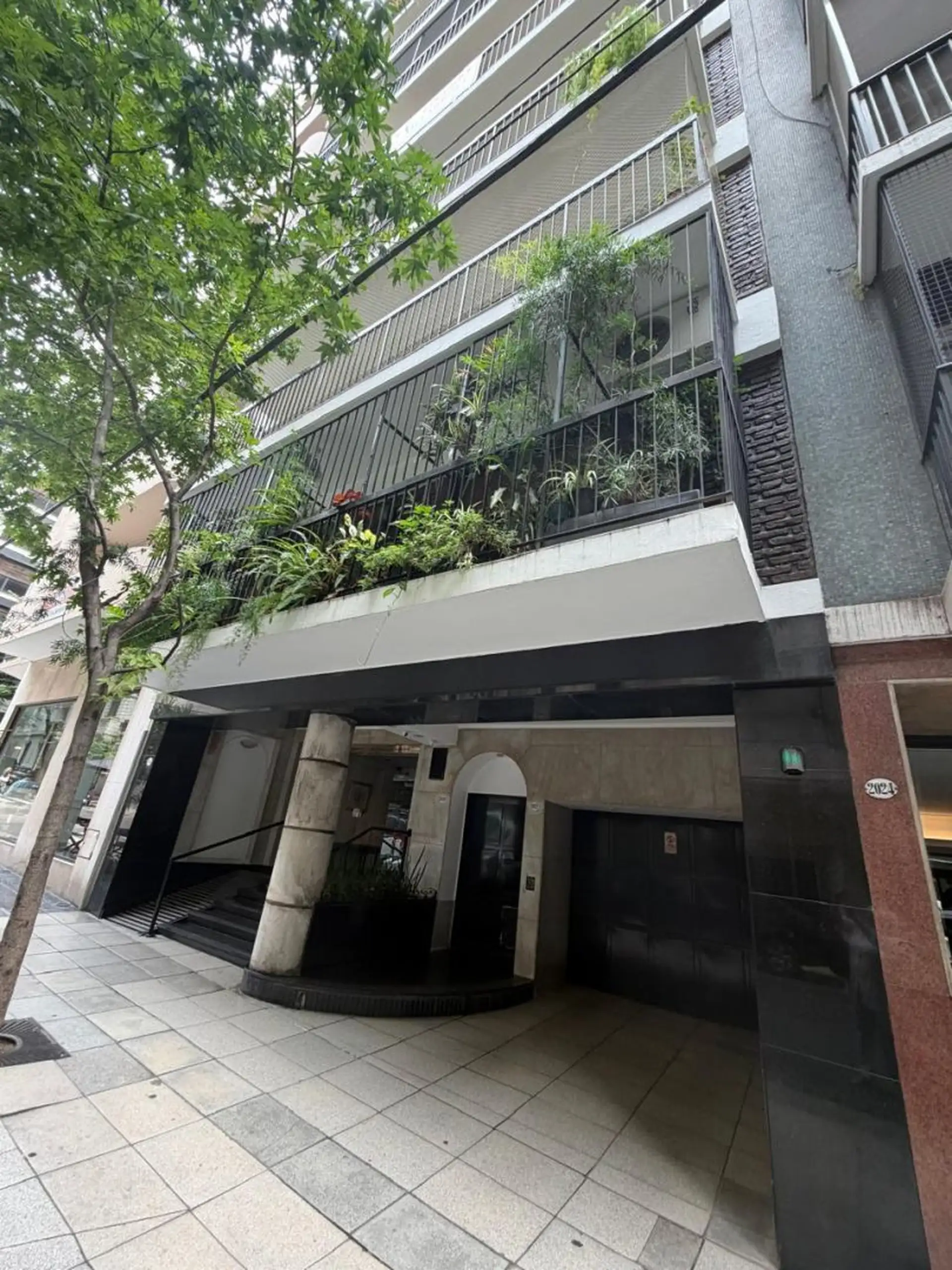 Departamento amoblado de 4 ambientes en Recoleta