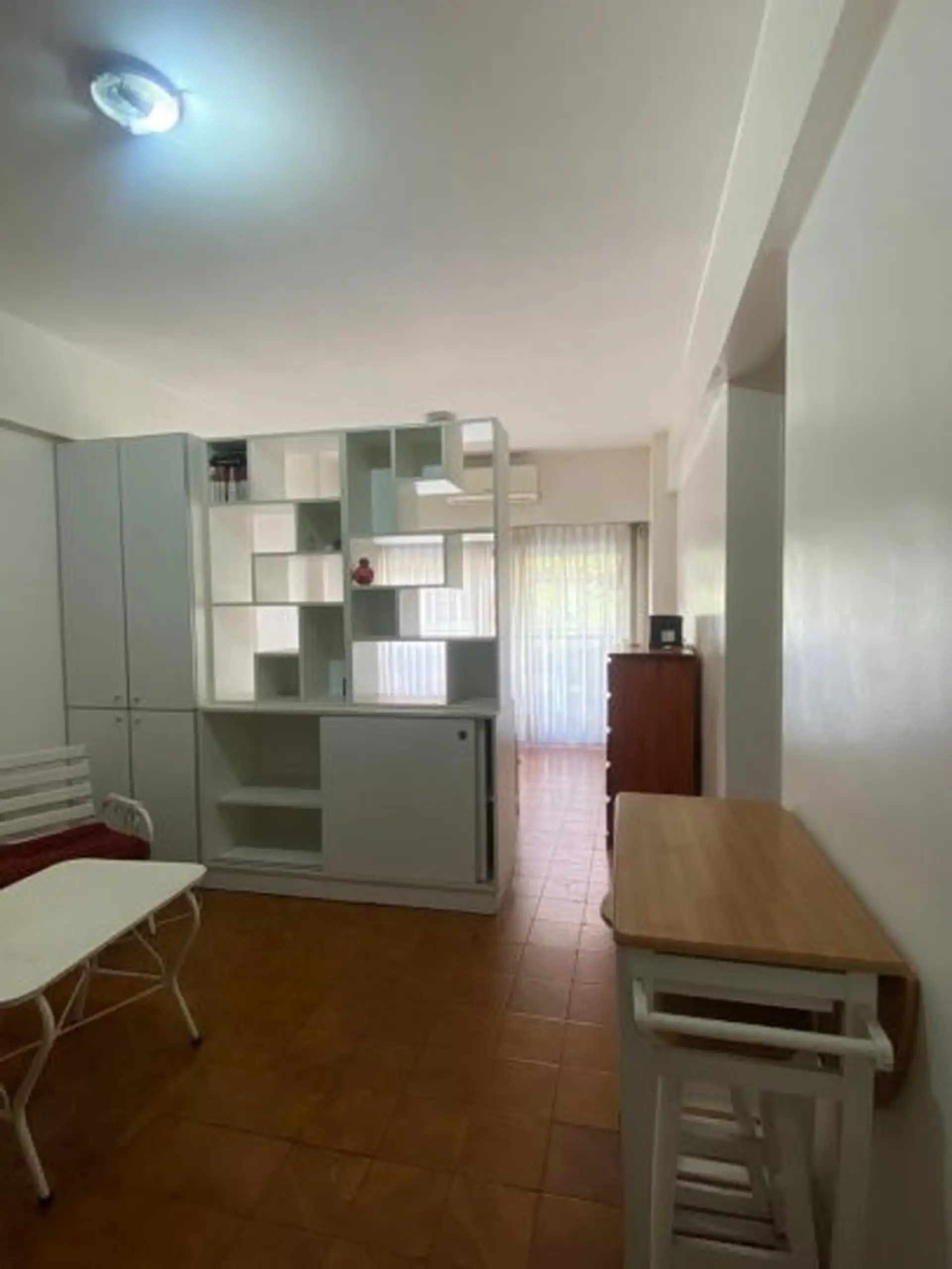 Квартира-студия с мебелью и балконом в Almagro