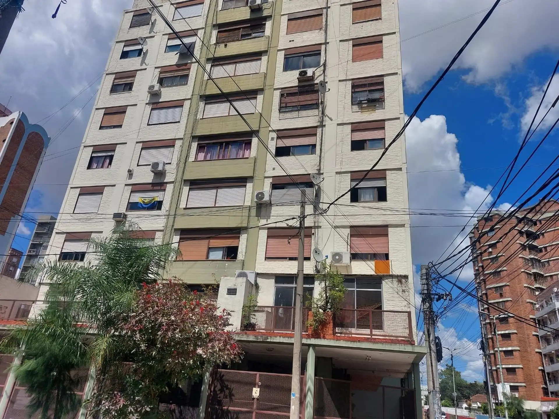 Monoambiente al frente en Morón Norte